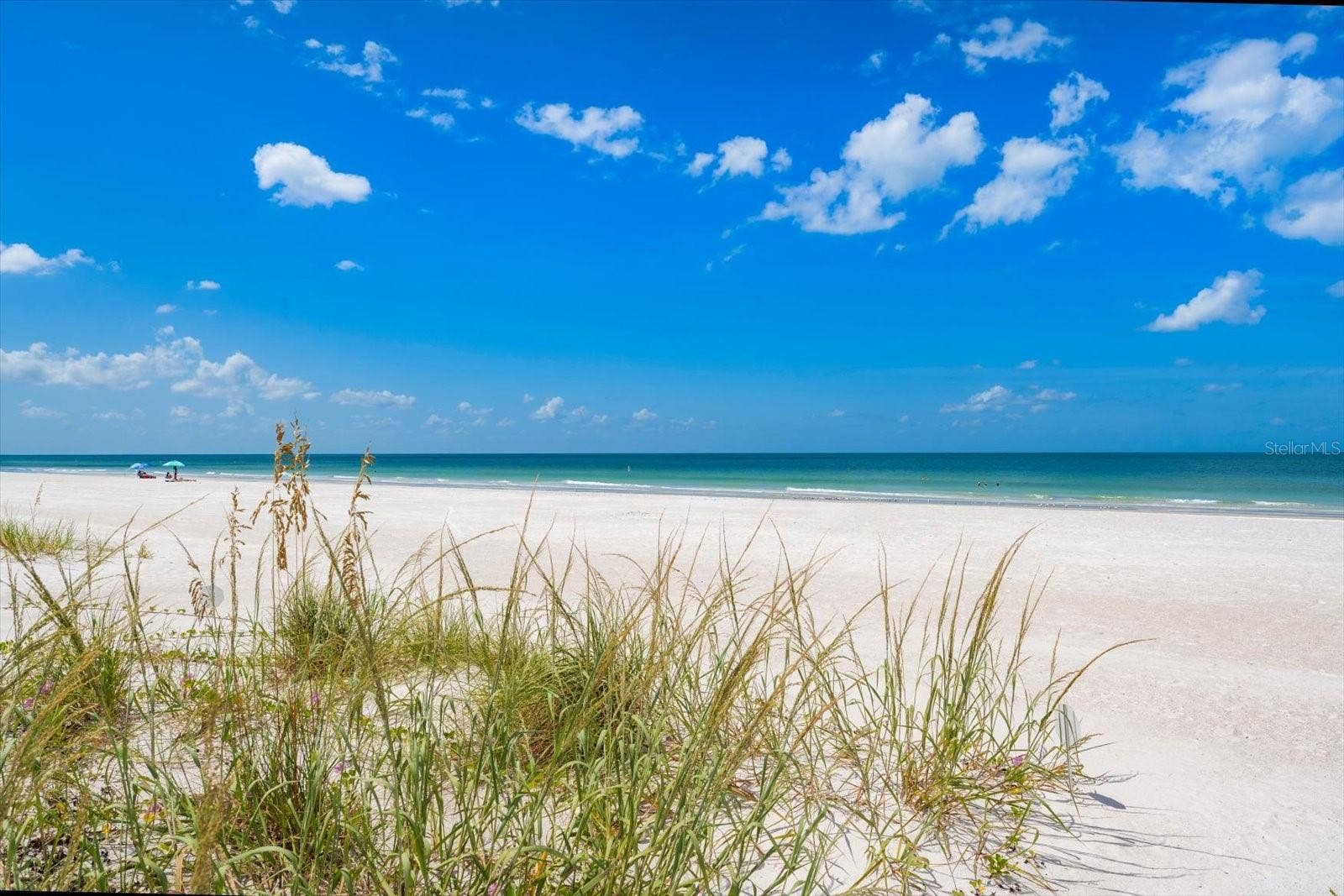 1512 GULF BOULEVARD, Indian Rocks Beach, FL 33785 Miles of beaches to stroll, beachcomb and soak up the sun!