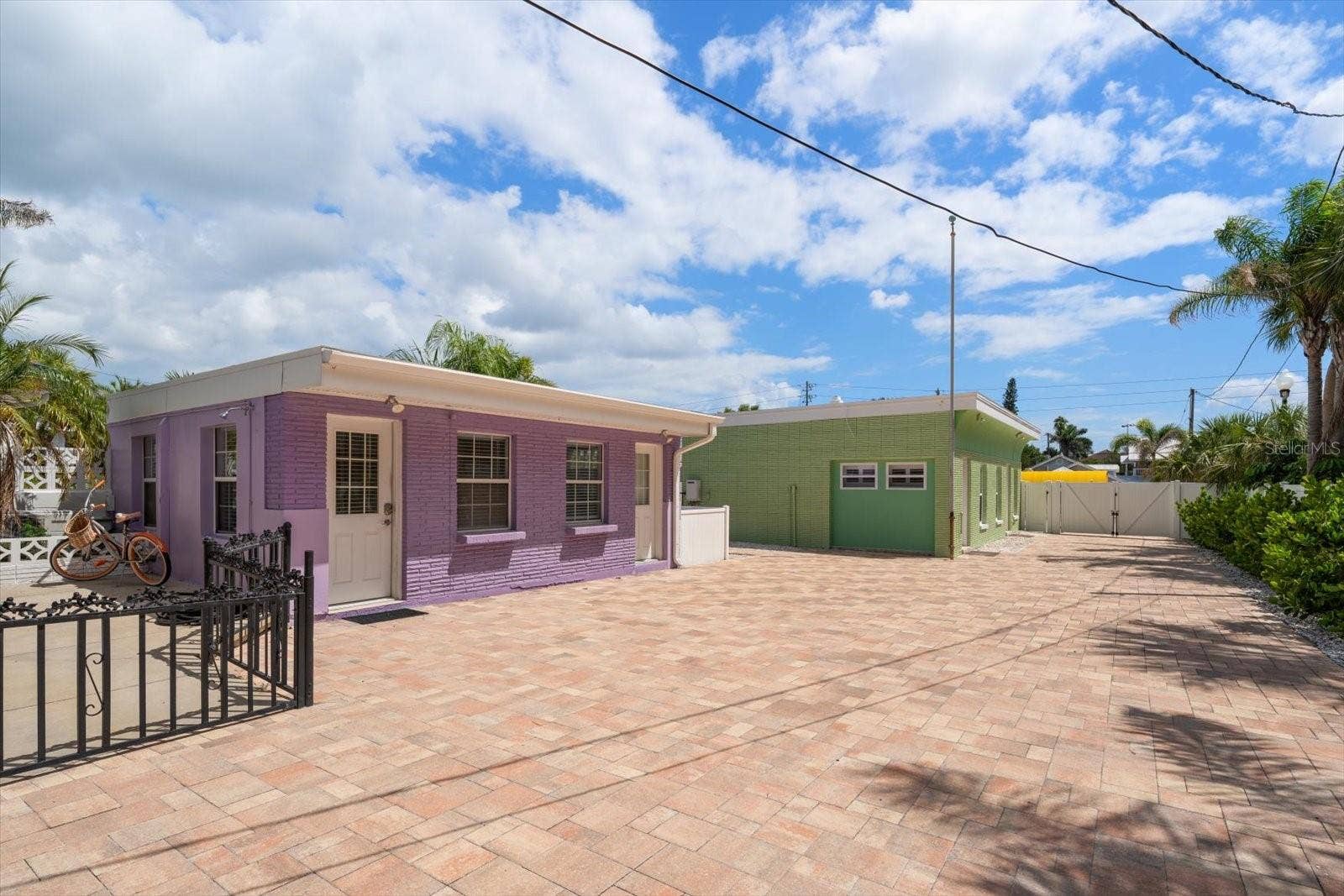 1512 GULF BOULEVARD, Indian Rocks Beach, FL 33785 Two additional buildings! Separate fully furnished one bedroom apartment and separate fully furnished efficiency