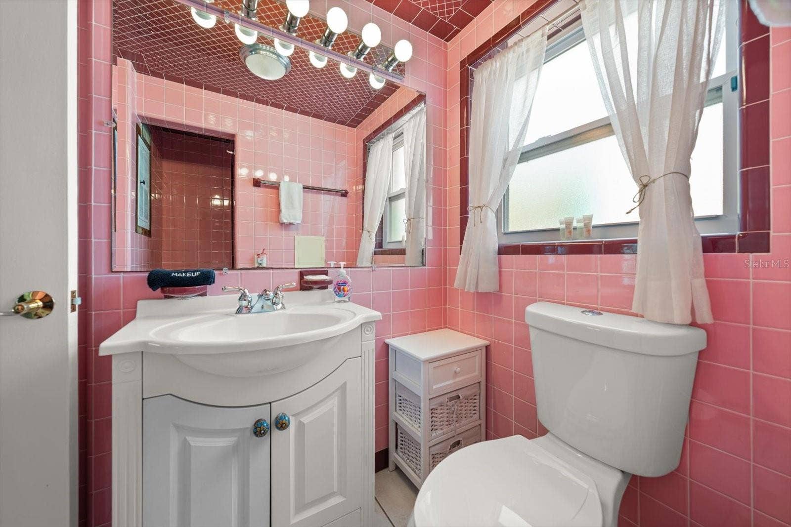 1512 GULF BOULEVARD, Indian Rocks Beach, FL 33785 One bedroom bathroom