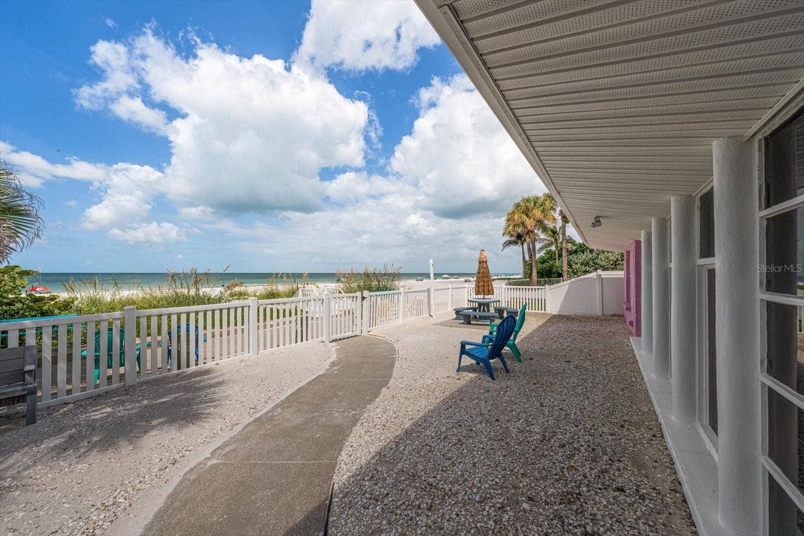 1512 GULF BOULEVARD, Indian Rocks Beach, FL 33785 Lots of privacy.