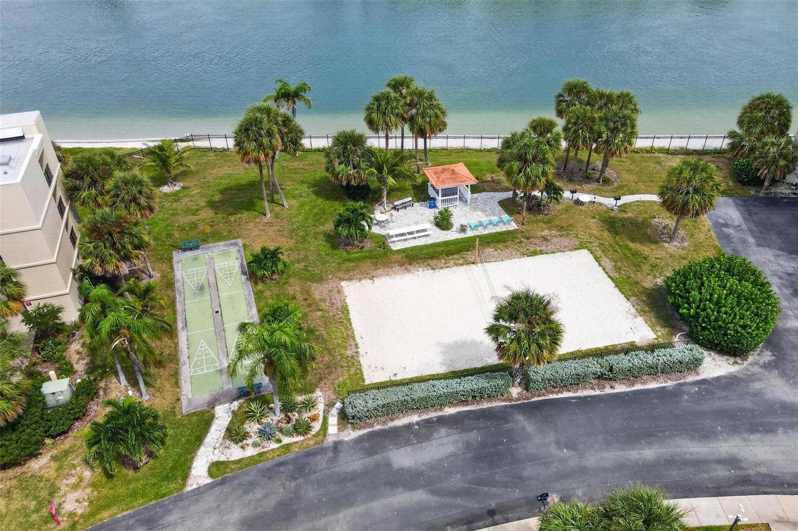 7434 BAYSHORE DRIVE, #202, Treasure Island, FL 33706 7434 BAYSHORE DRIVE, #202, Treasure Island, FL 33706