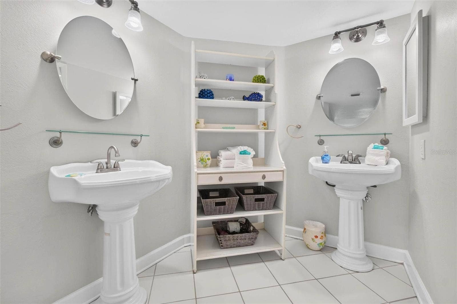 7434 BAYSHORE DRIVE, #202, Treasure Island, FL 33706 Master Bath
