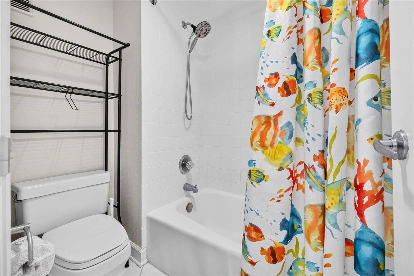 7434 BAYSHORE DRIVE, #202, Treasure Island, FL 33706 7434 BAYSHORE DRIVE, #202, Treasure Island, FL 33706
