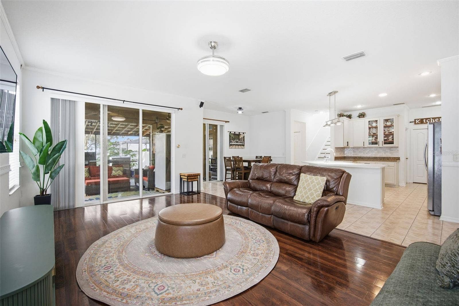 2524 CROSS MORE STREET, Valrico, FL 33594 Living Room