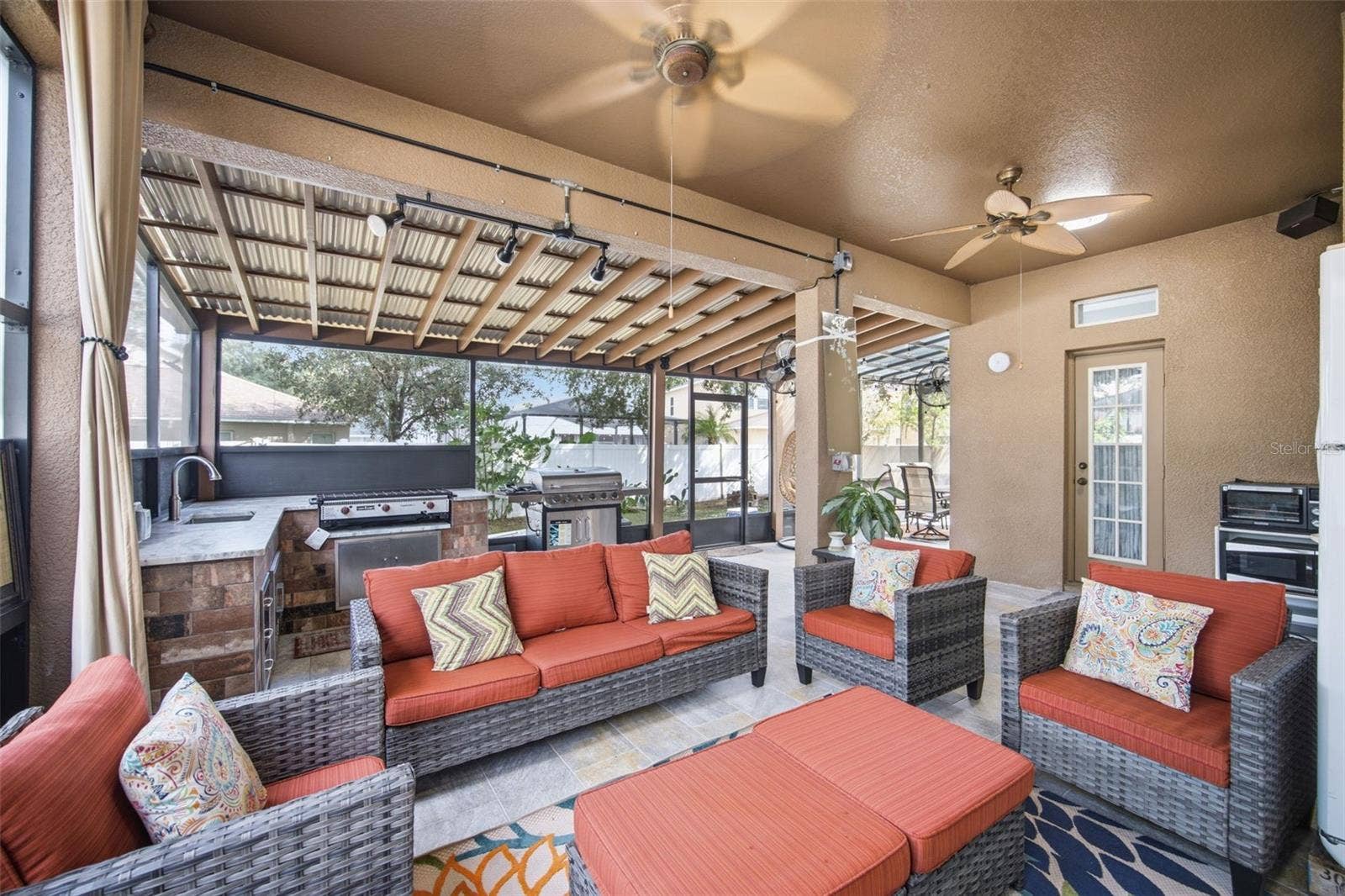 2524 CROSS MORE STREET, Valrico, FL 33594 Rear Porch