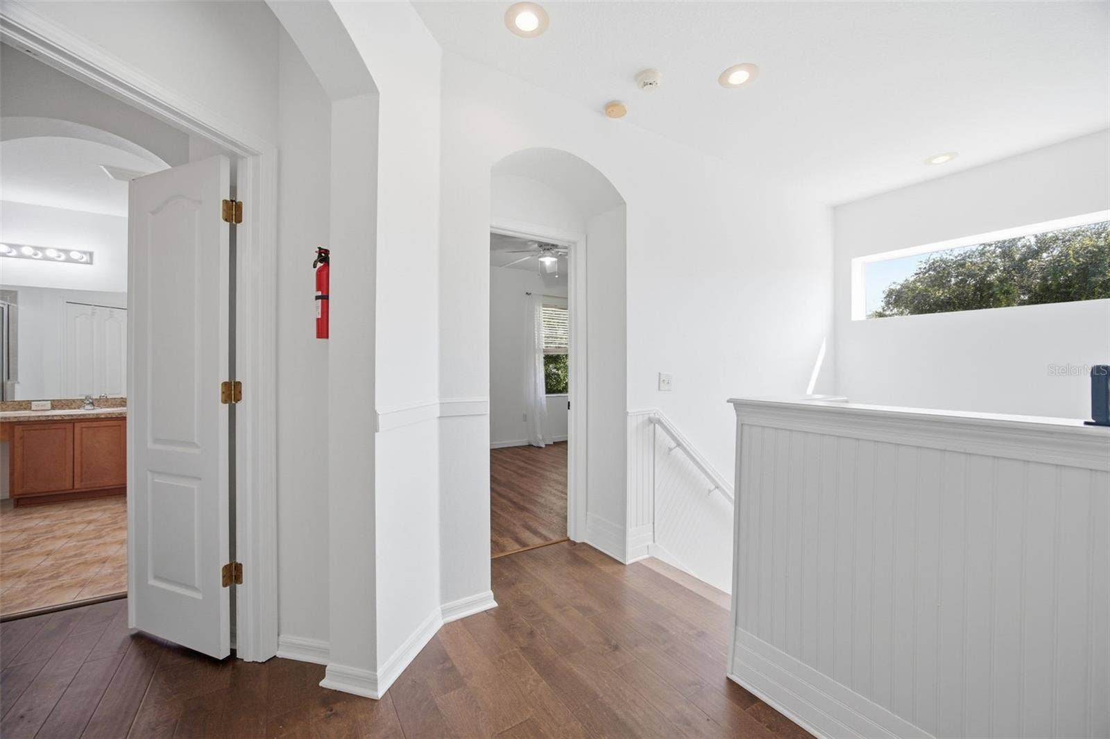 2524 CROSS MORE STREET, Valrico, FL 33594 Second Floor Bath