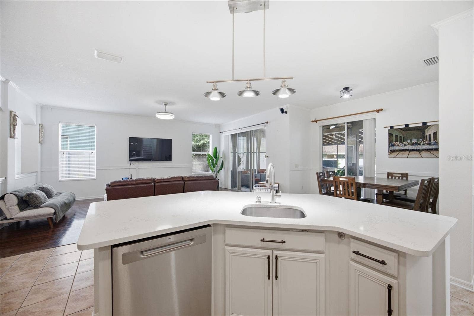 2524 CROSS MORE STREET, Valrico, FL 33594 Kitchen