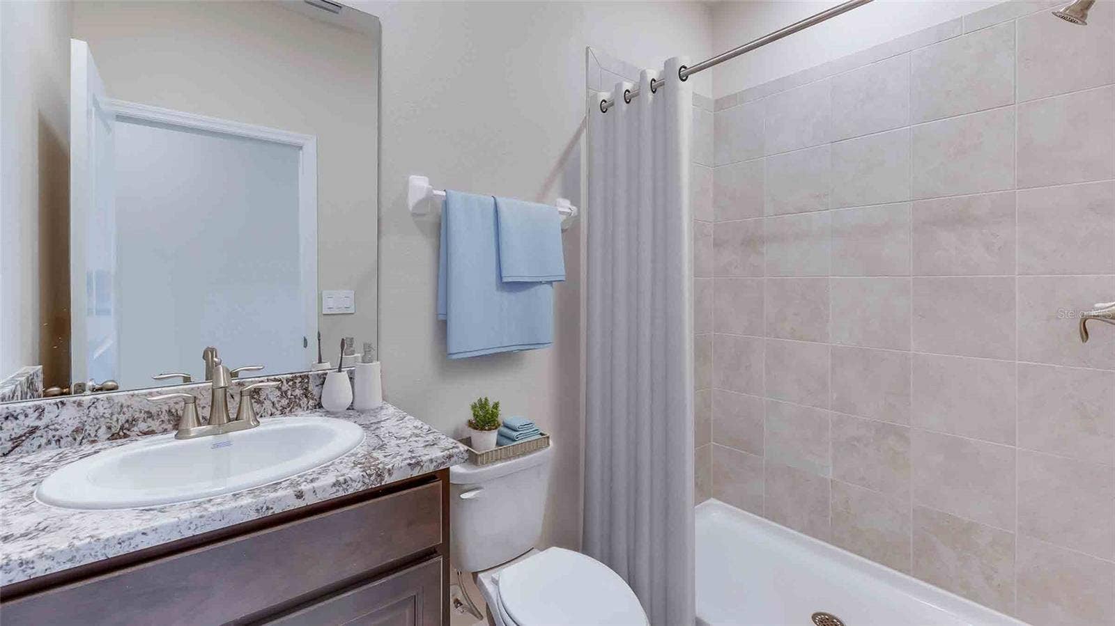 4407 HIDDEN FARM DRIVE, Plant City, FL 33565 4407 HIDDEN FARM DRIVE, Plant City, FL 33565