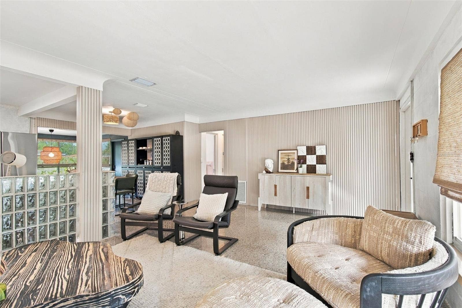9010 1ST STREET N, St Petersburg, FL 33702 9010 1ST STREET N, St Petersburg, FL 33702