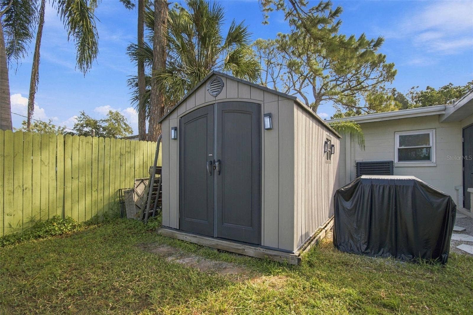 9010 1ST STREET N, St Petersburg, FL 33702 9010 1ST STREET N, St Petersburg, FL 33702