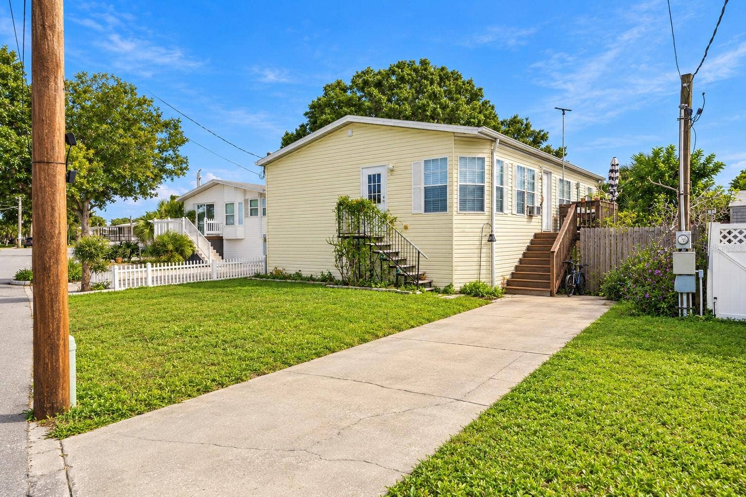 804 RIVER VIEW LANE, Tarpon Springs, FL 34689