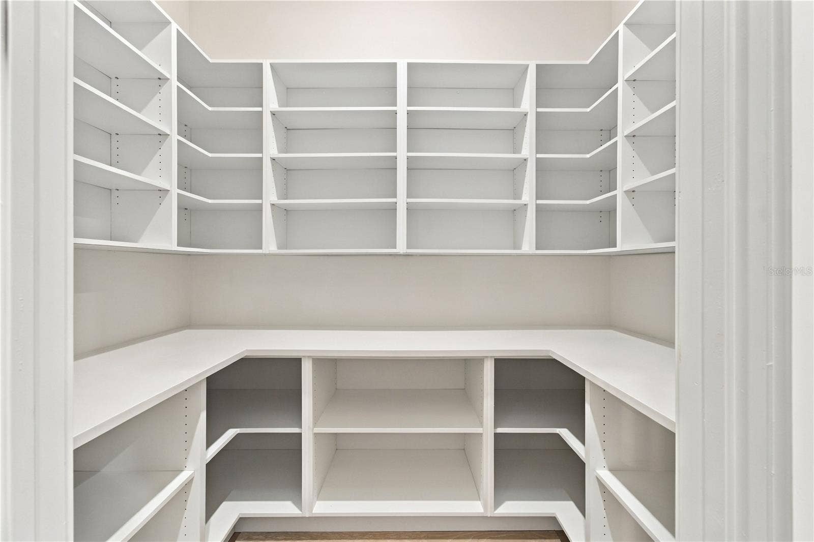 3615 S LIGHTNER DRIVE, Tampa, FL 33629 Pantry