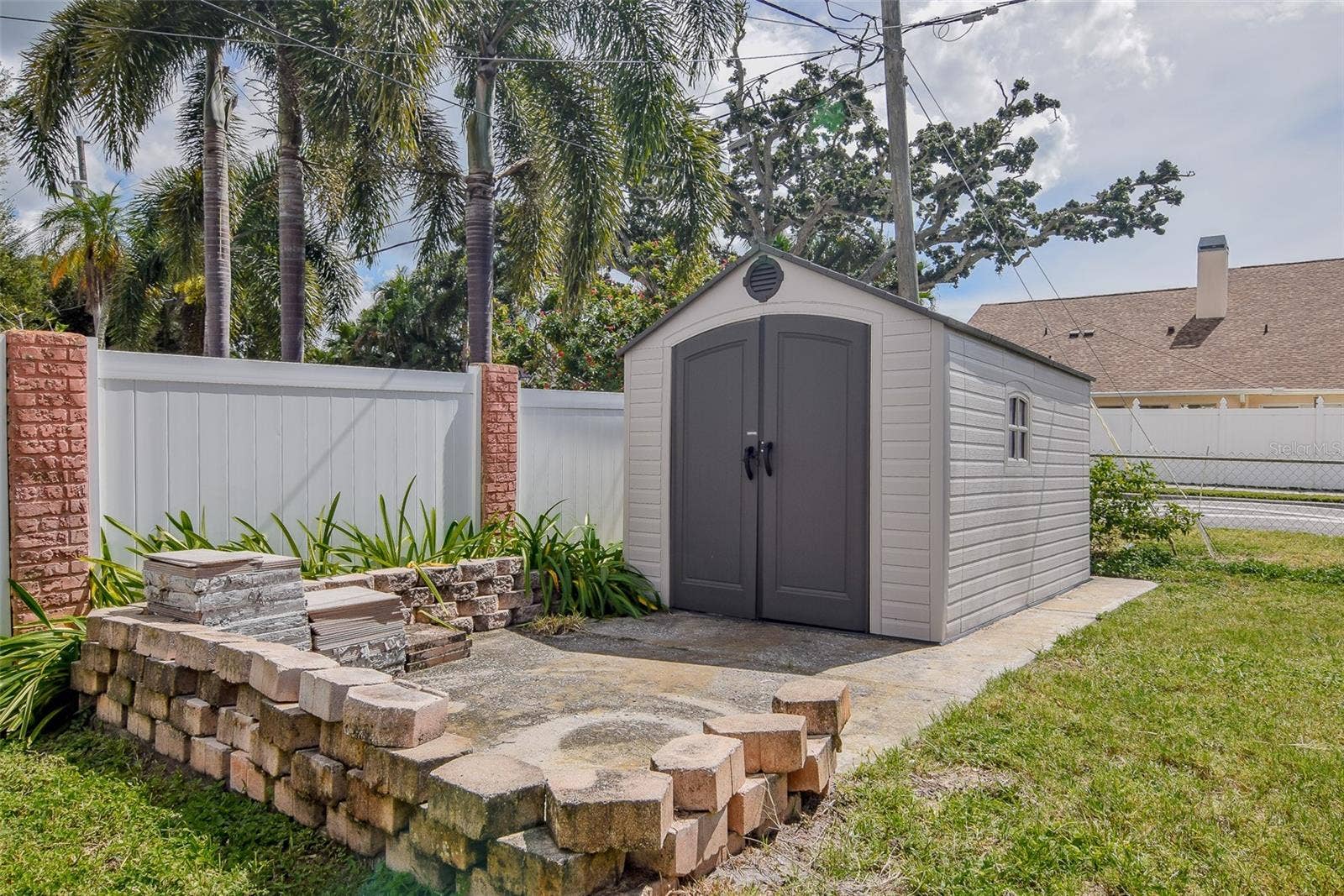 Shed