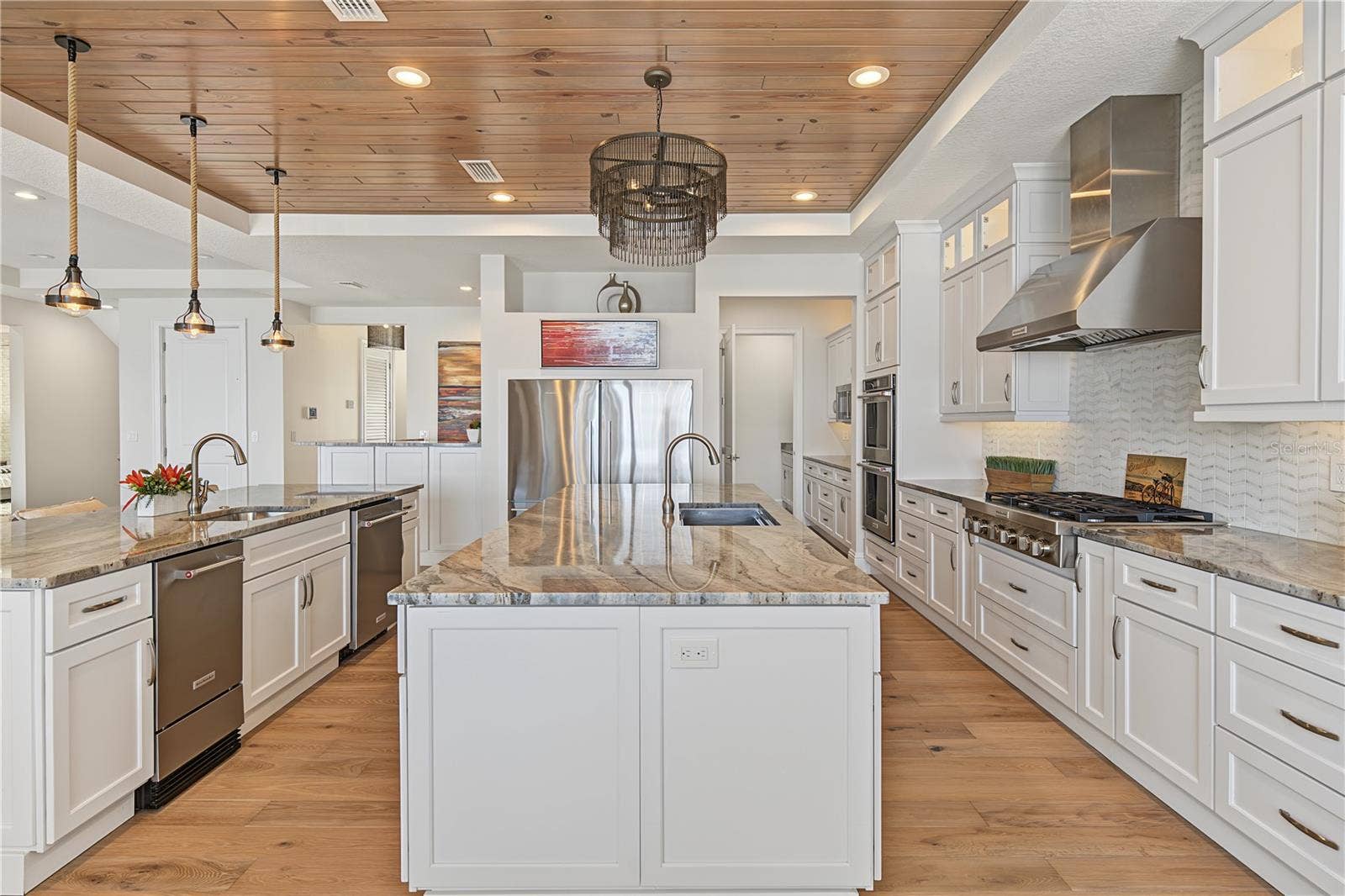 7 PARADISE LANE, Treasure Island, FL 33706