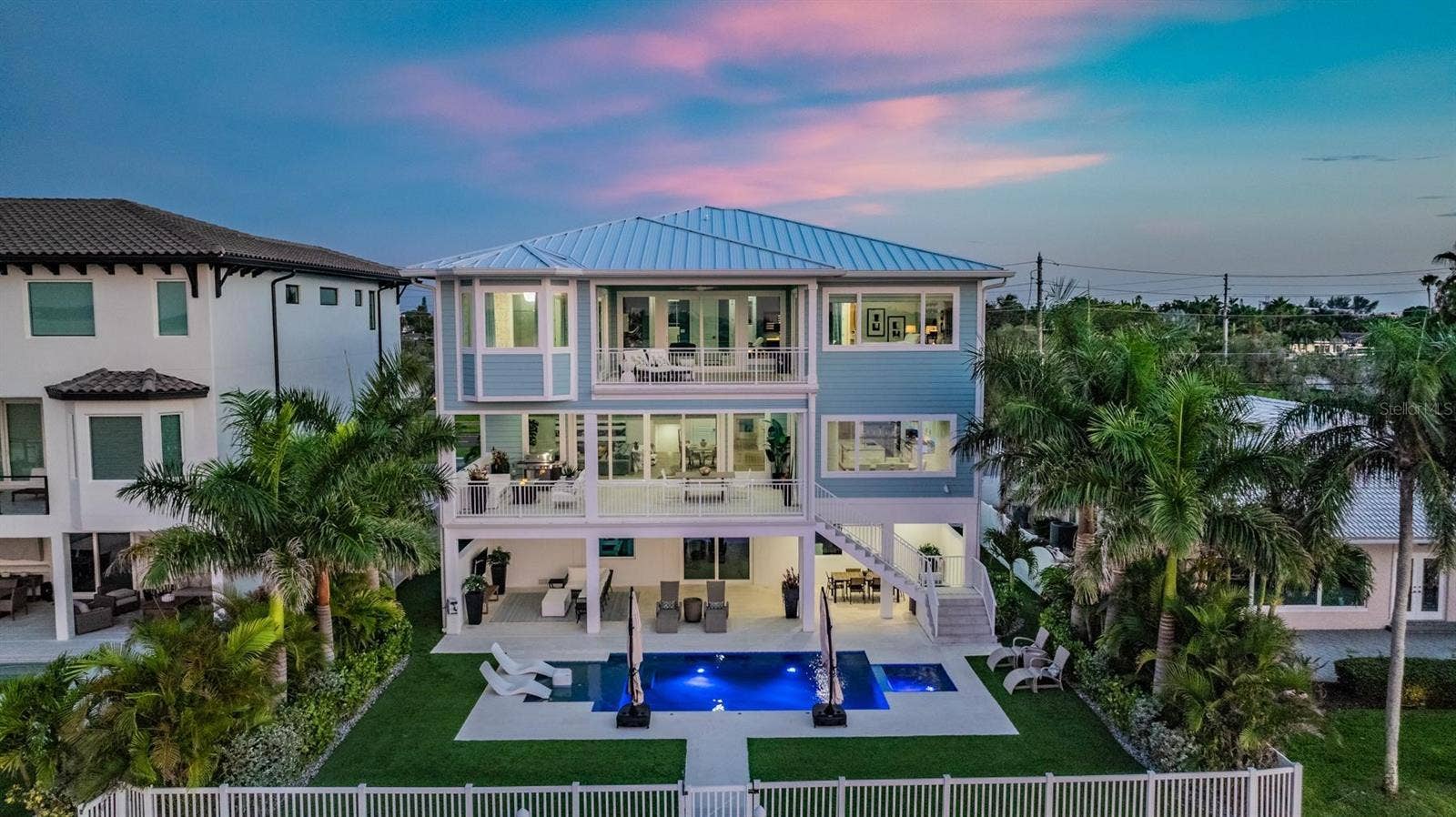 7 PARADISE LANE, Treasure Island, FL 33706
