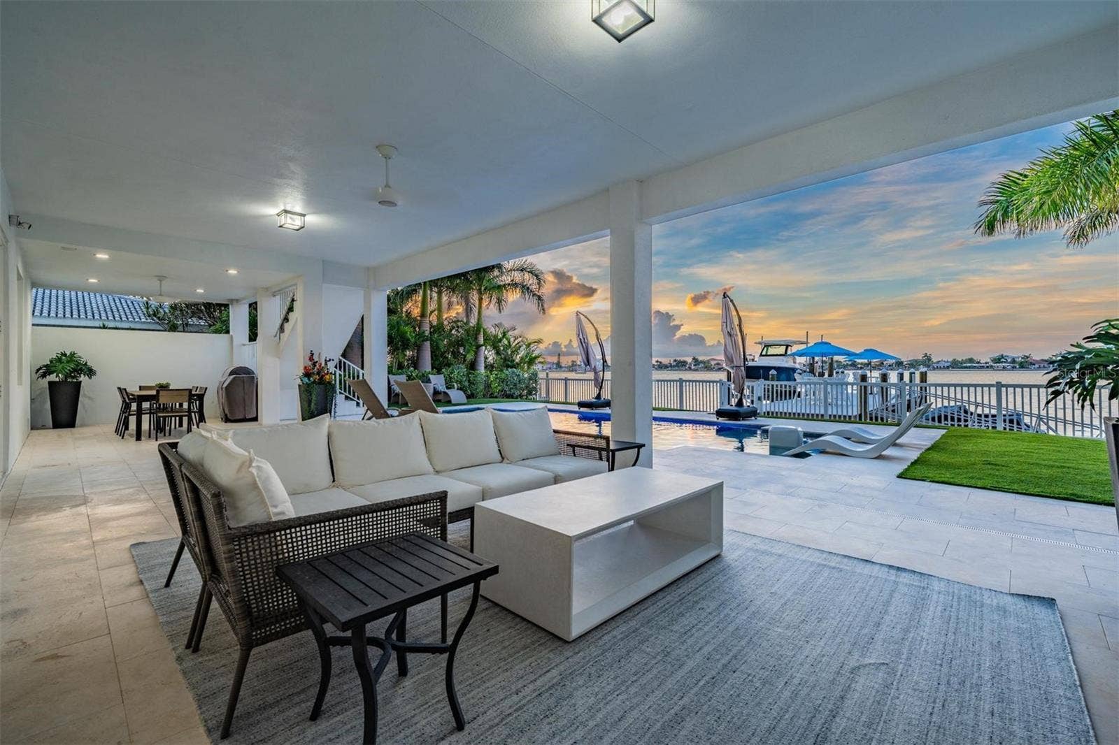 7 PARADISE LANE, Treasure Island, FL 33706