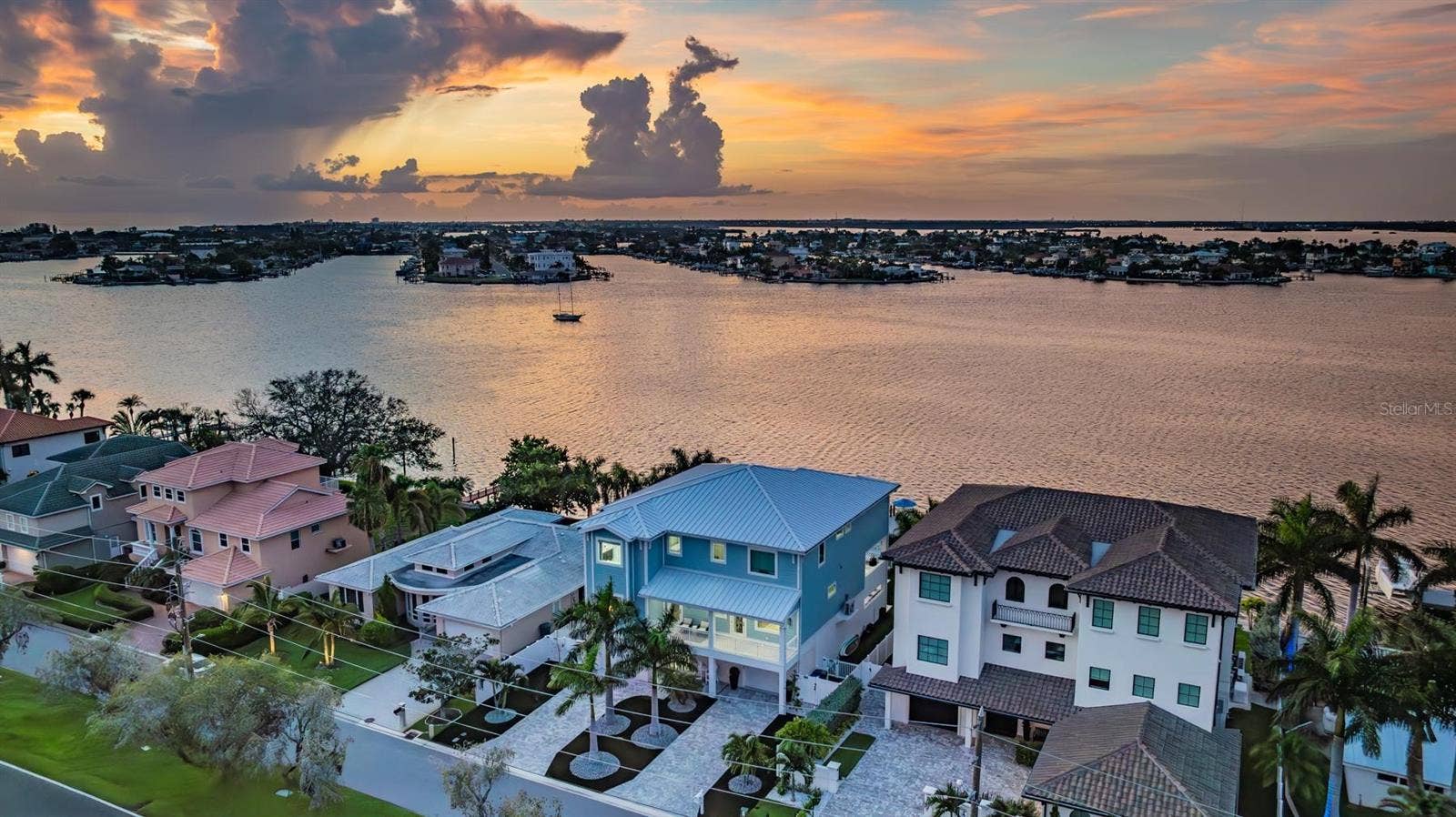 7 PARADISE LANE, Treasure Island, FL 33706
