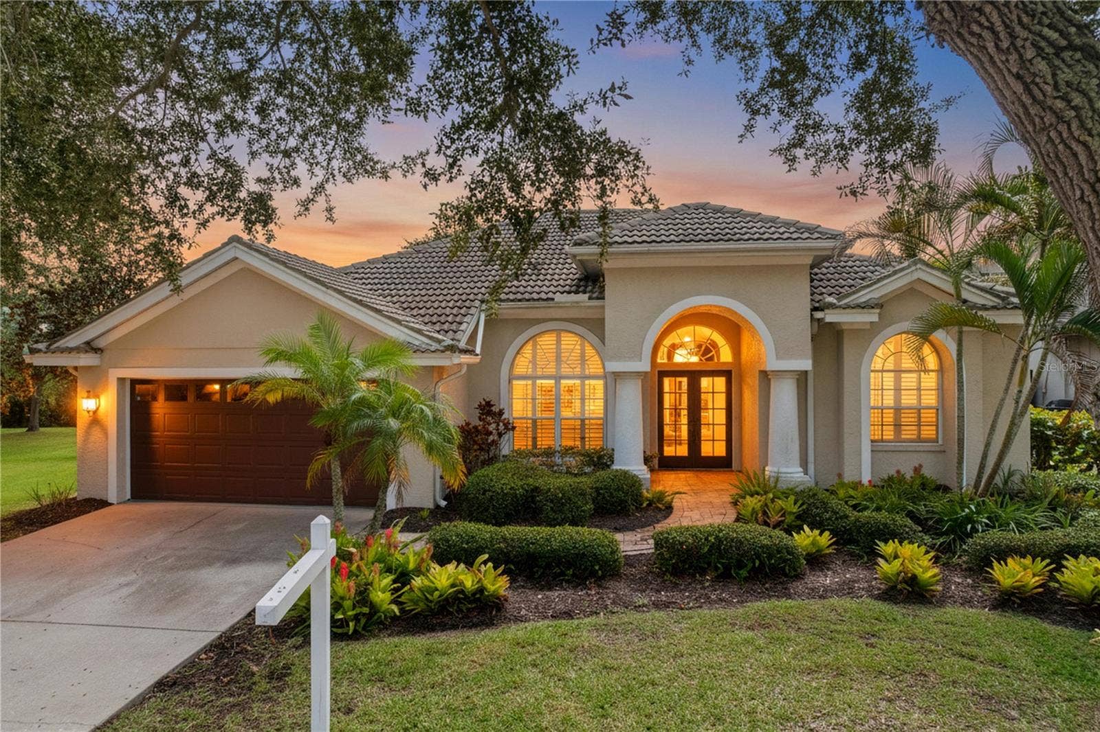 1161 MARINA DRIVE, Tarpon Springs, FL 34689 1161 MARINA DRIVE, Tarpon Springs, FL 34689