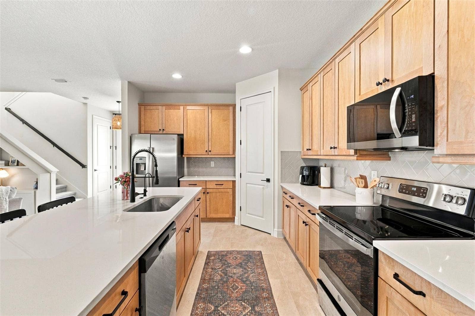 28592 COZY CREEK DRIVE, Wesley Chapel, FL 33543 28592 COZY CREEK DRIVE, Wesley Chapel, FL 33543