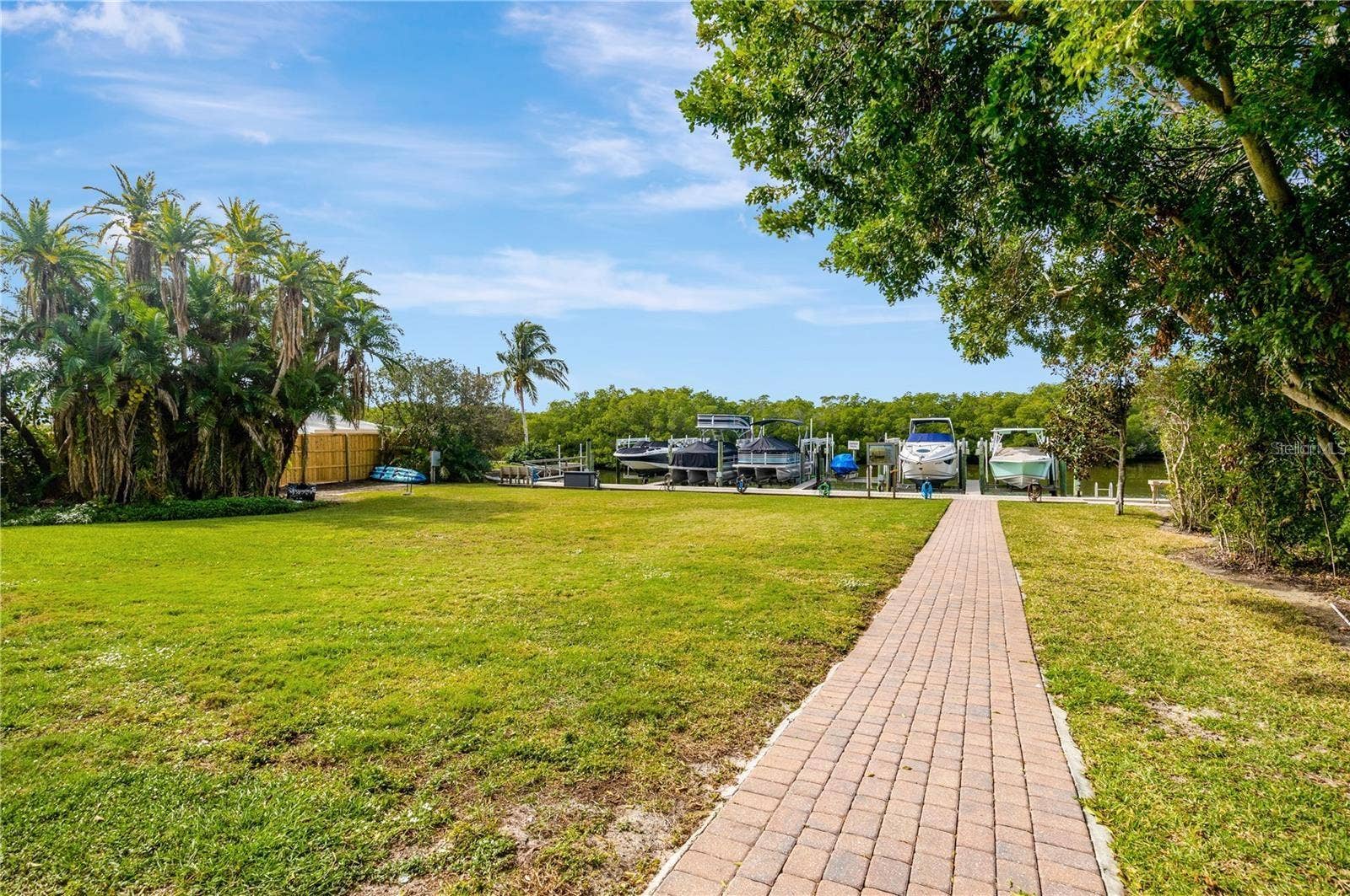 1670 ASSISI DRIVE, #14, Sarasota, FL 34231