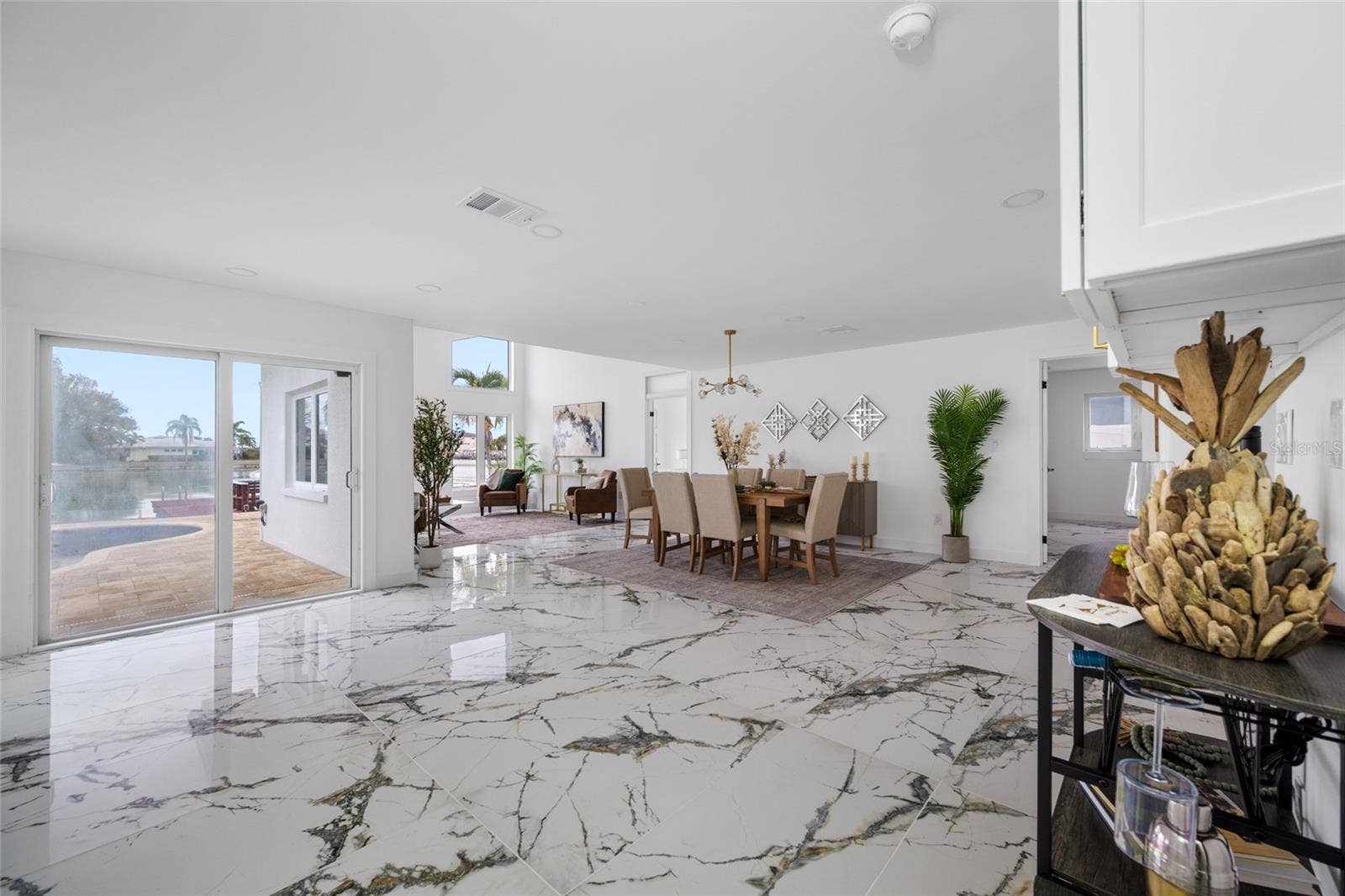 600 115TH AVENUE, Treasure Island, FL 33706