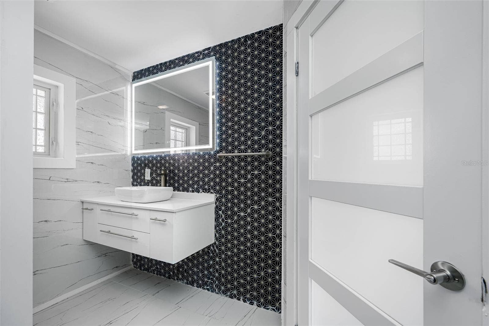 2nd bathroom