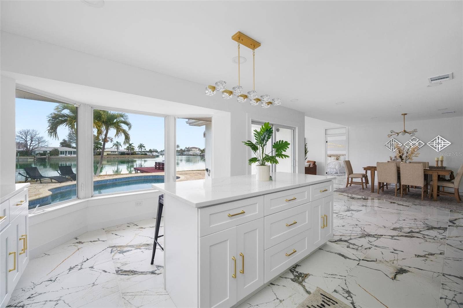 600 115TH AVENUE, Treasure Island, FL 33706