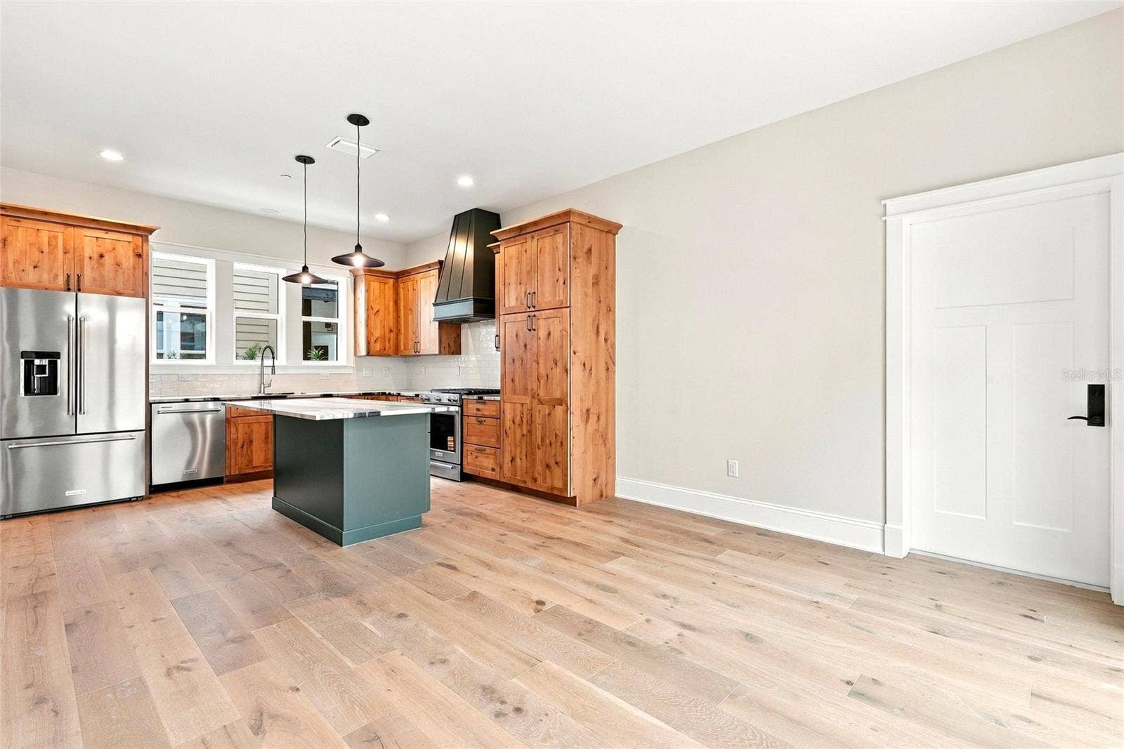 2544 1ST AVENUE N, St Petersburg, FL 33713 1st Floor Kitchen and dining room combo