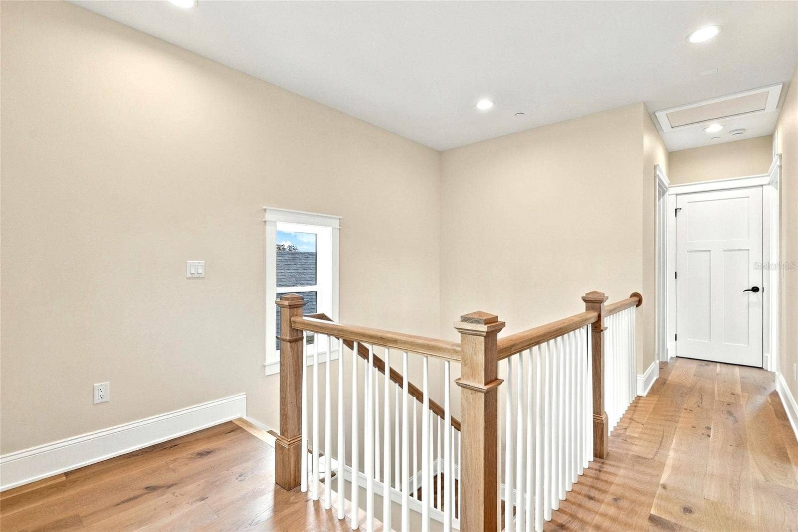 2544 1ST AVENUE N, St Petersburg, FL 33713 Stairway to third Floor