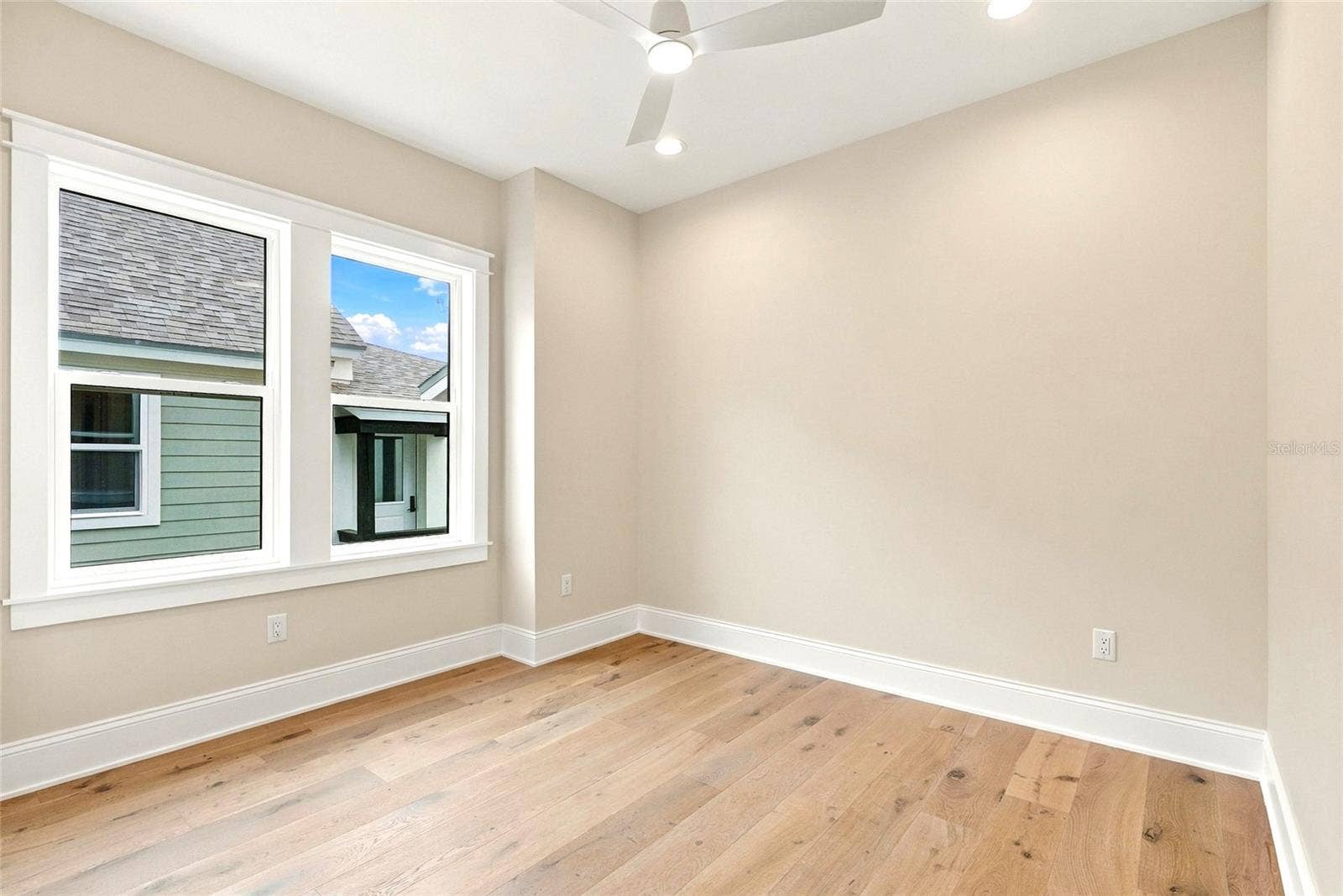 2544 1ST AVENUE N, St Petersburg, FL 33713 2nd Floor Flex Space/ Office