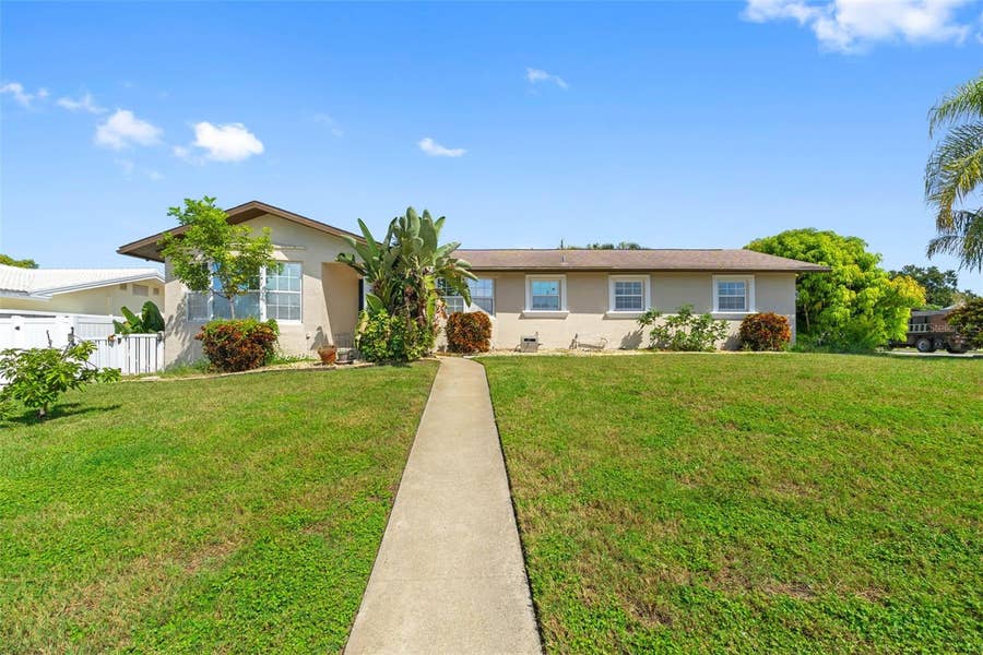 Property photo for 14331 APACHE AVENUE, Largo, FL