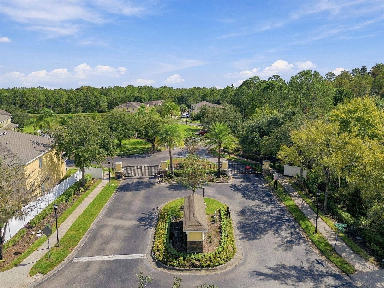 8524 GABLEBEND WAY, Tampa, FL 33647 8524 GABLEBEND WAY, Tampa, FL 33647