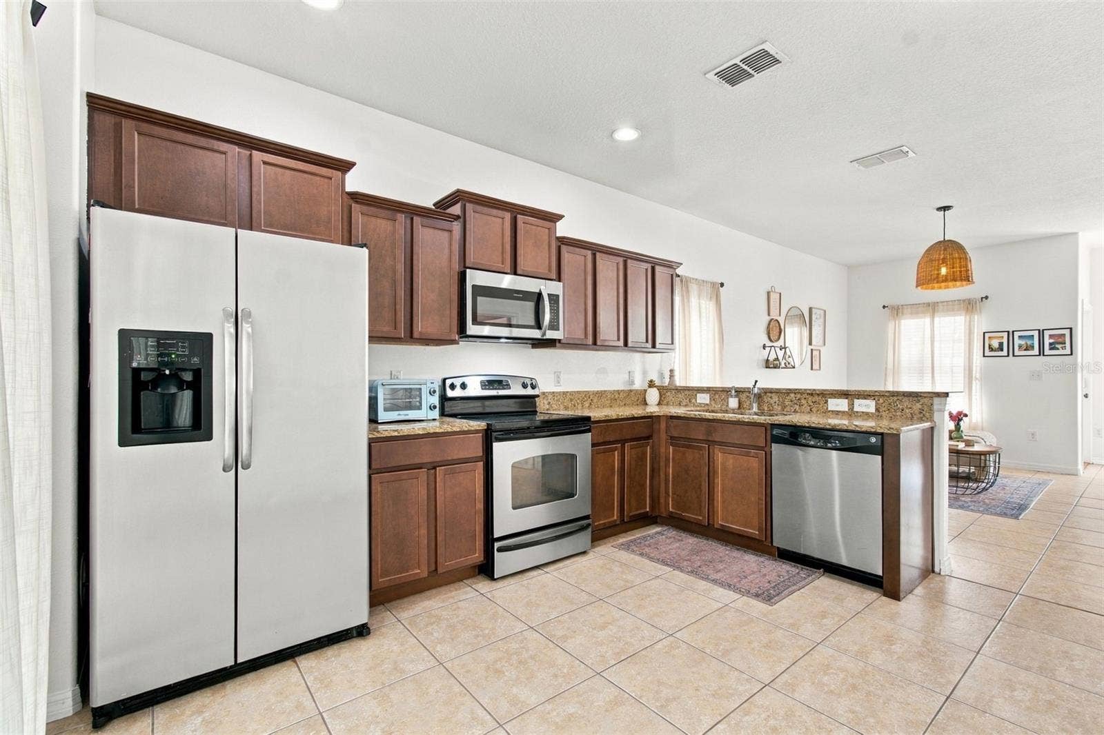 8524 GABLEBEND WAY, Tampa, FL 33647 8524 GABLEBEND WAY, Tampa, FL 33647
