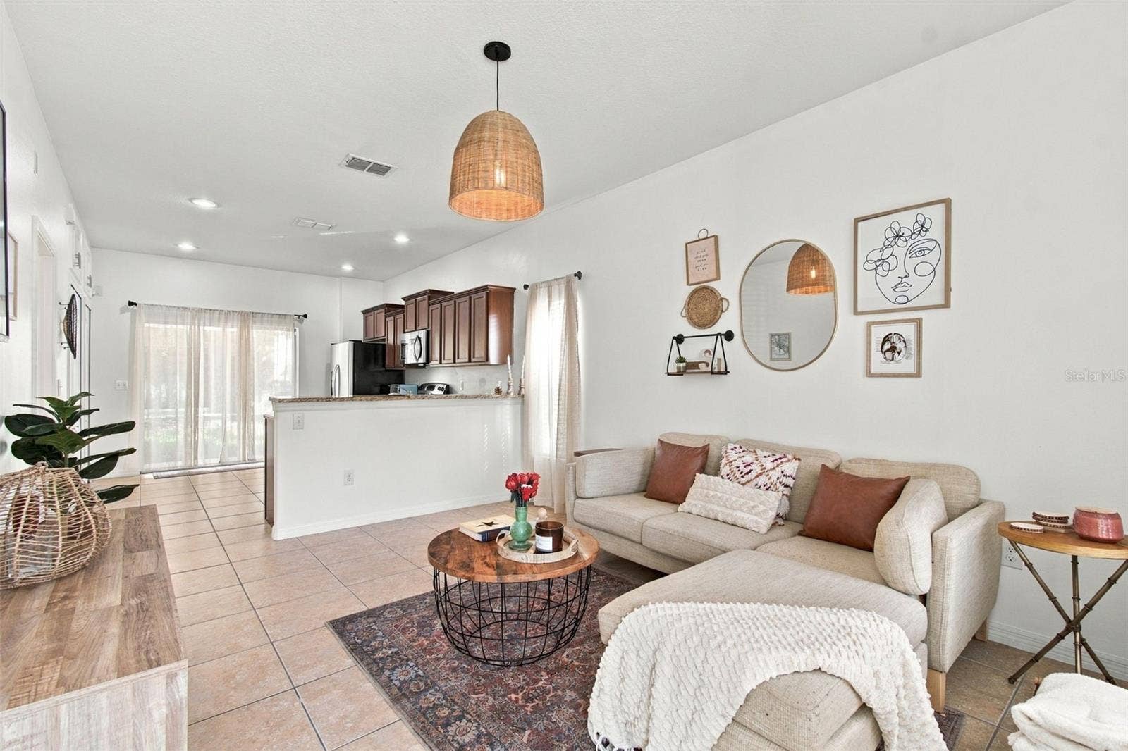 8524 GABLEBEND WAY, Tampa, FL 33647 8524 GABLEBEND WAY, Tampa, FL 33647
