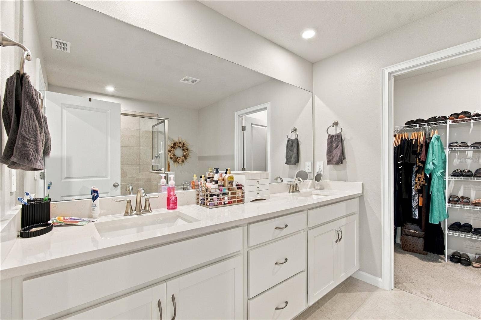 31564 WOODLAND RACE LOOP, Wesley Chapel, FL 33545 31564 WOODLAND RACE LOOP, Wesley Chapel, FL 33545