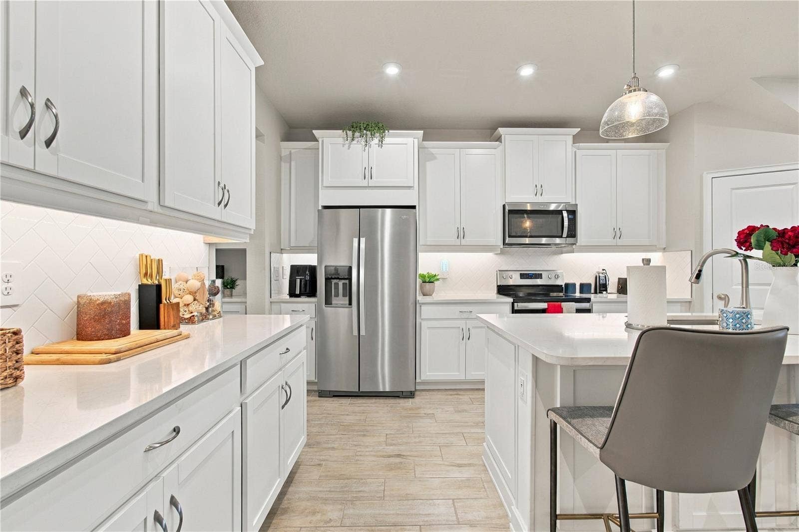 31564 WOODLAND RACE LOOP, Wesley Chapel, FL 33545 31564 WOODLAND RACE LOOP, Wesley Chapel, FL 33545