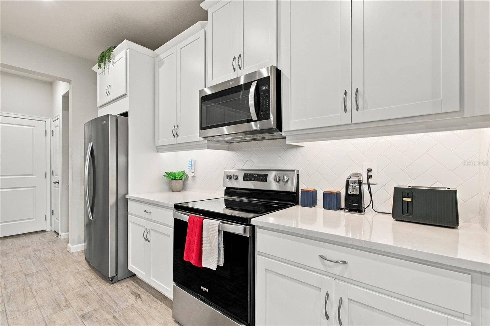 31564 WOODLAND RACE LOOP, Wesley Chapel, FL 33545 31564 WOODLAND RACE LOOP, Wesley Chapel, FL 33545