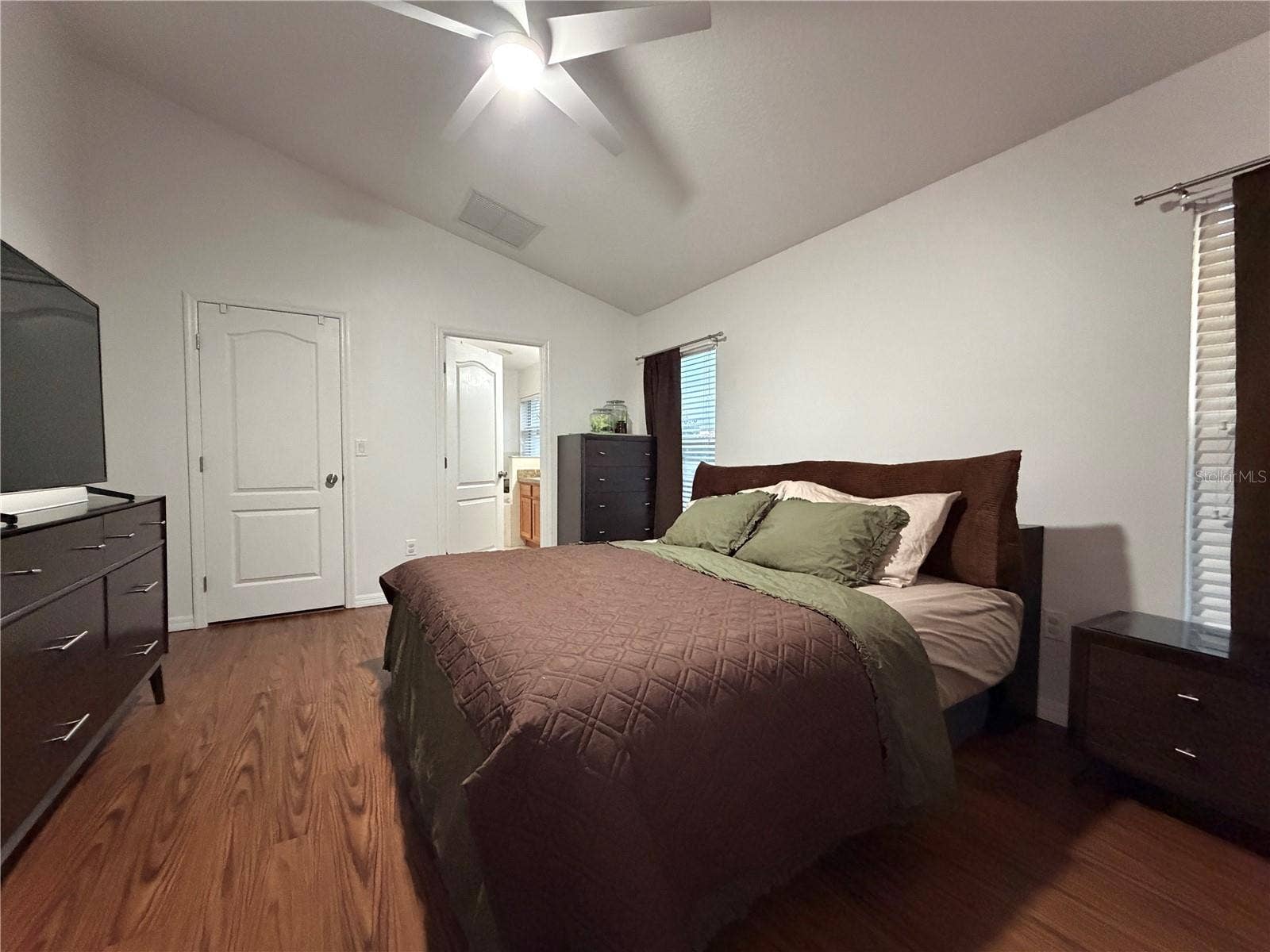 4041 LANGDRUM DRIVE, Wesley Chapel, FL 33543 4041 LANGDRUM DRIVE, Wesley Chapel, FL 33543
