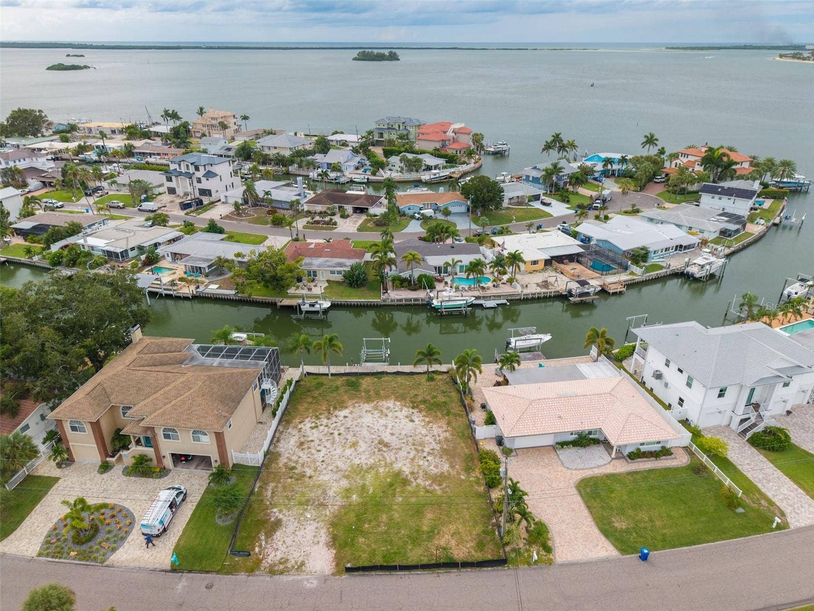 2270 EDYTHE DRIVE, Dunedin, FL 34698