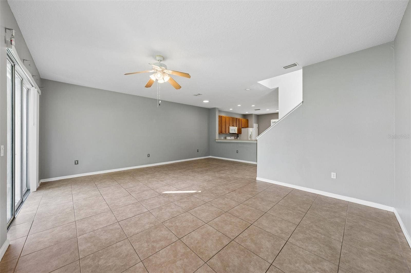 14101 CHRISTIE DRIVE, Largo, FL 33771 14101 CHRISTIE DRIVE, Largo, FL 33771