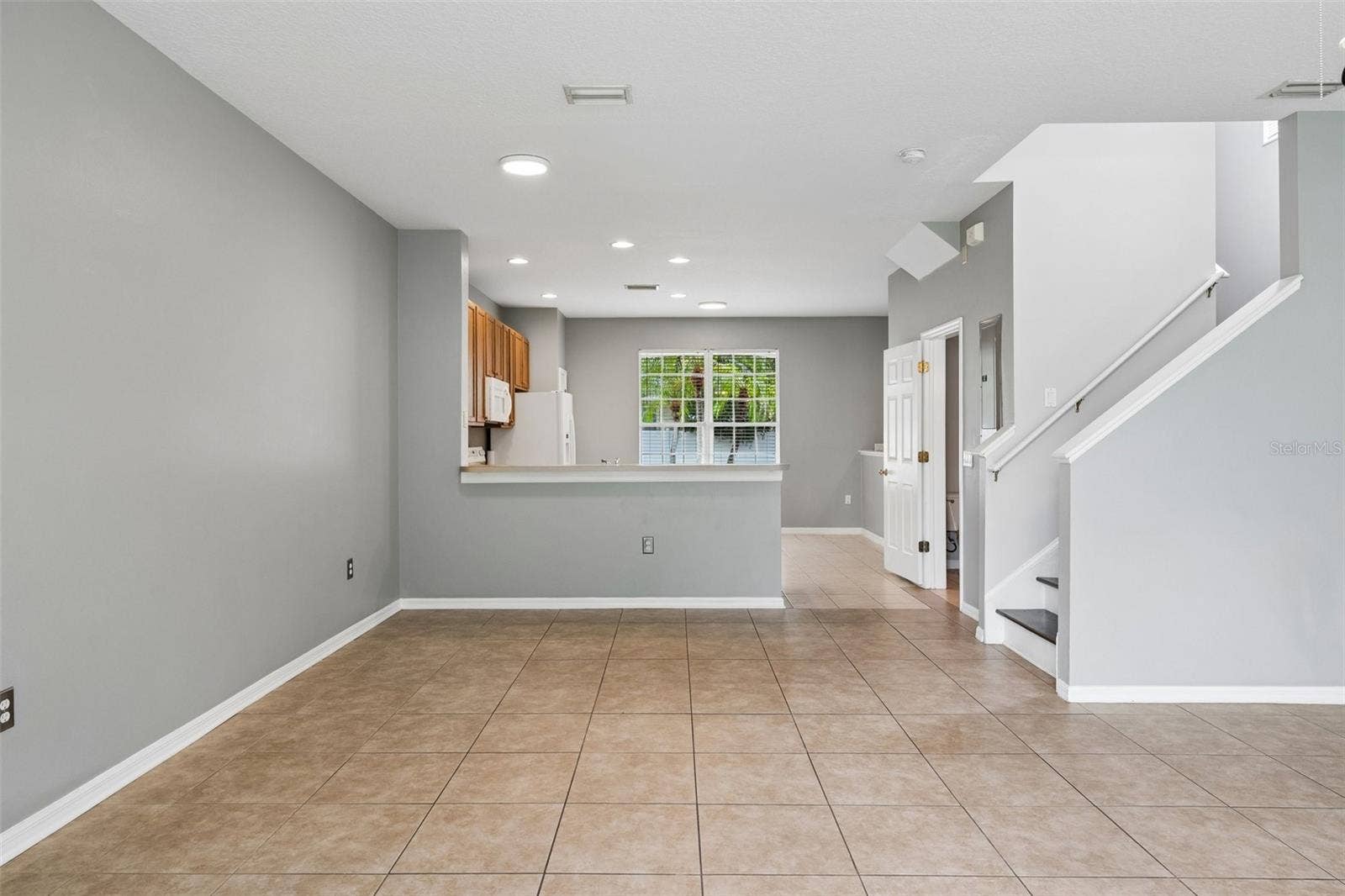 14101 CHRISTIE DRIVE, Largo, FL 33771 14101 CHRISTIE DRIVE, Largo, FL 33771