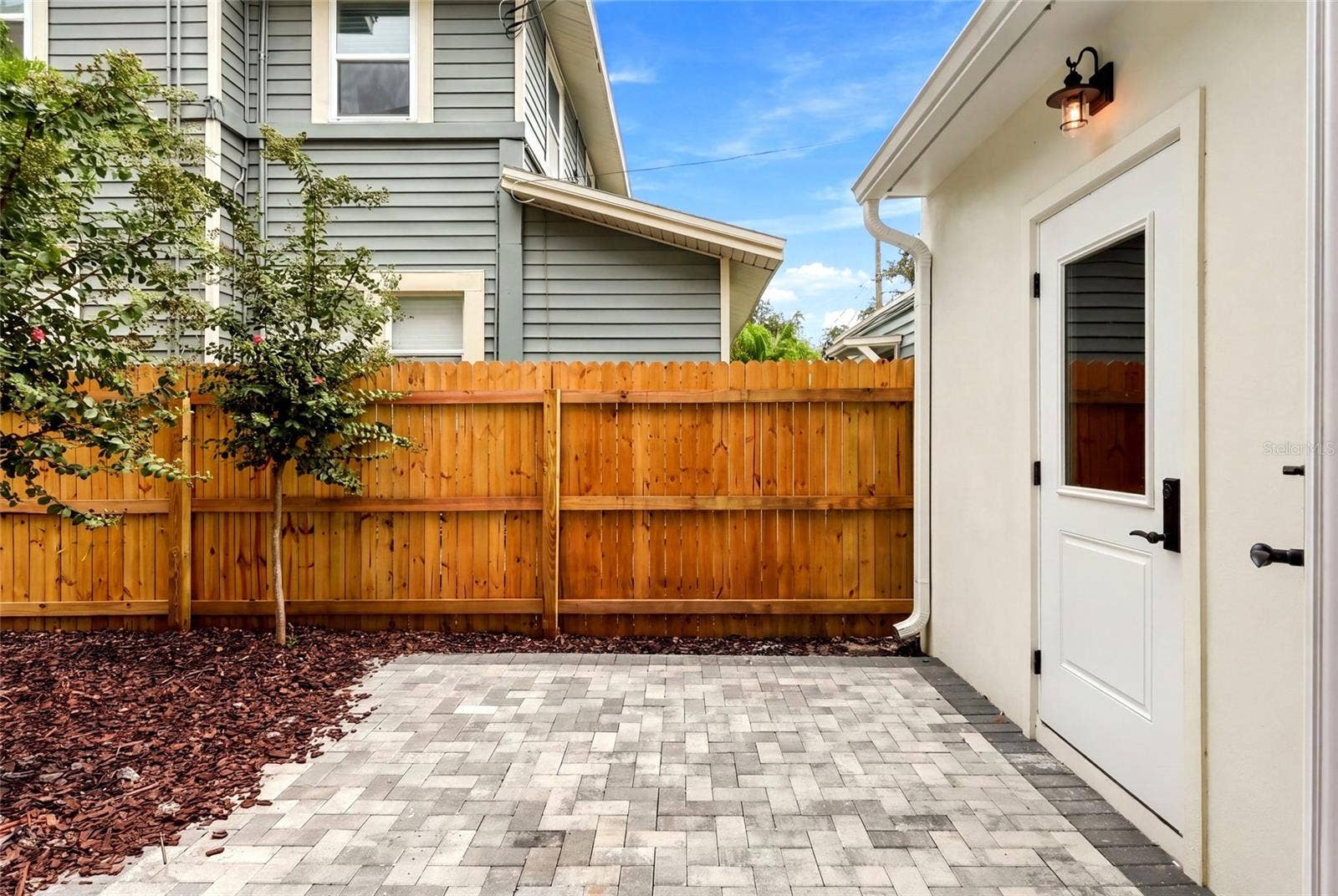 2534 1ST AVENUE N, St Petersburg, FL 33713 1st Floor Private Patio with fenced in yard