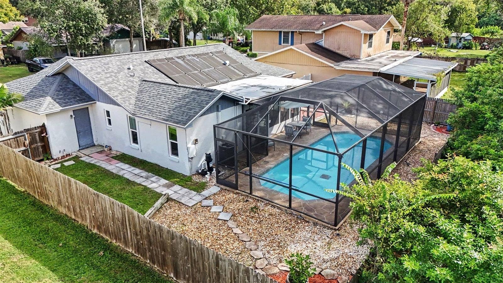 8064 FAWNRIDGE CIRCLE, Tampa, FL 33610 8064 FAWNRIDGE CIRCLE, Tampa, FL 33610