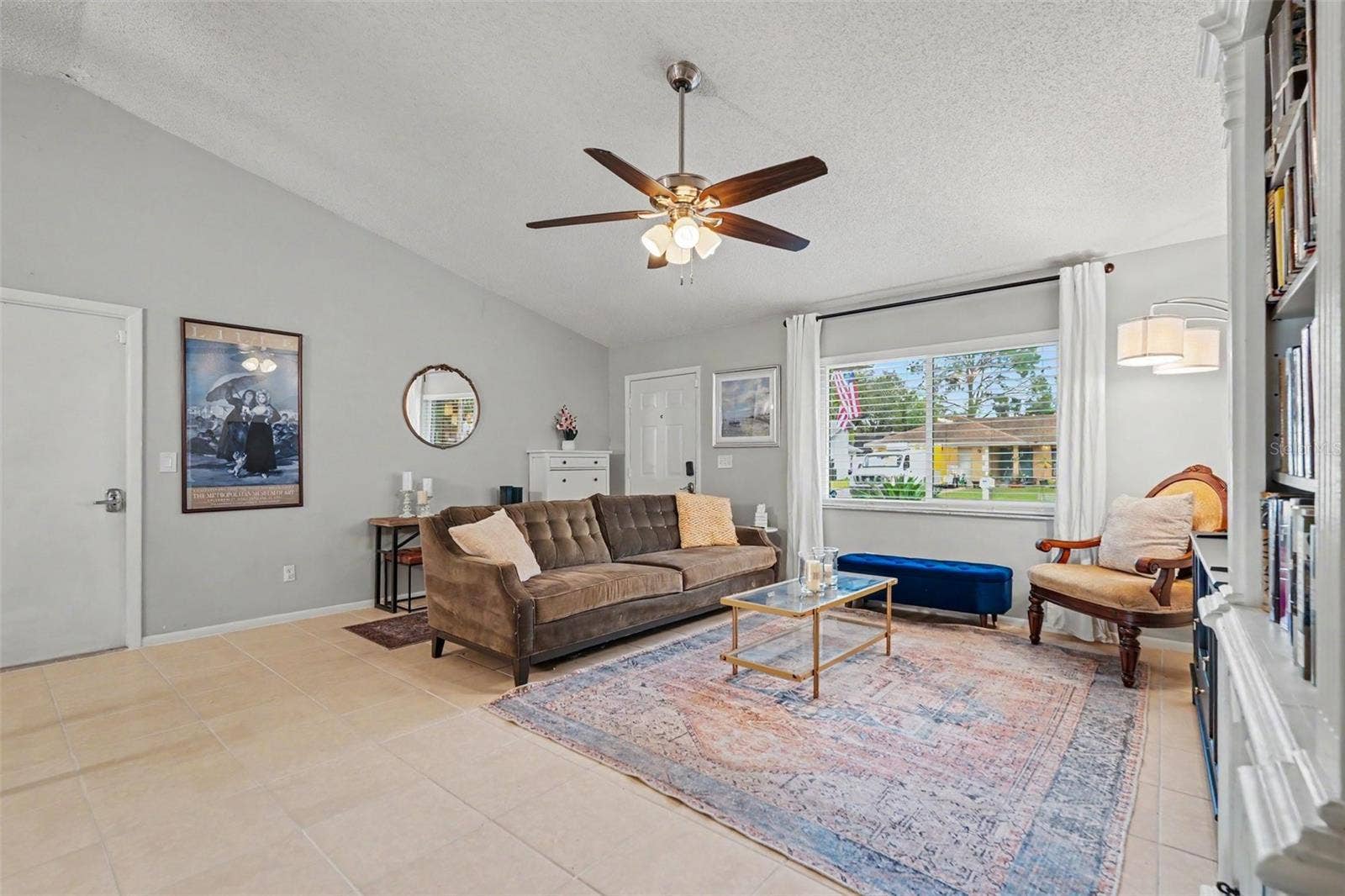 8064 FAWNRIDGE CIRCLE, Tampa, FL 33610 8064 FAWNRIDGE CIRCLE, Tampa, FL 33610