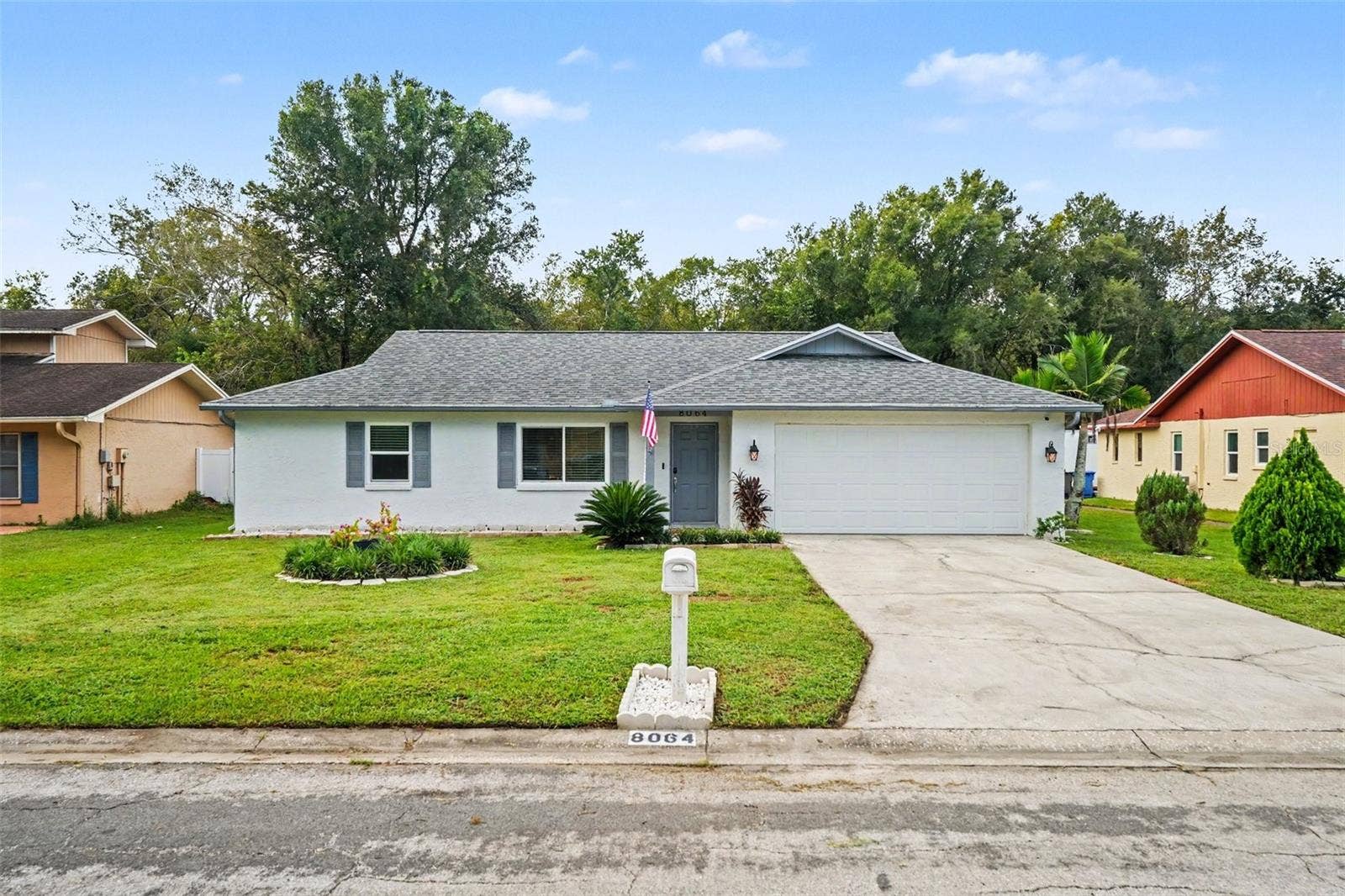 8064 FAWNRIDGE CIRCLE, Tampa, FL 33610 8064 FAWNRIDGE CIRCLE, Tampa, FL 33610