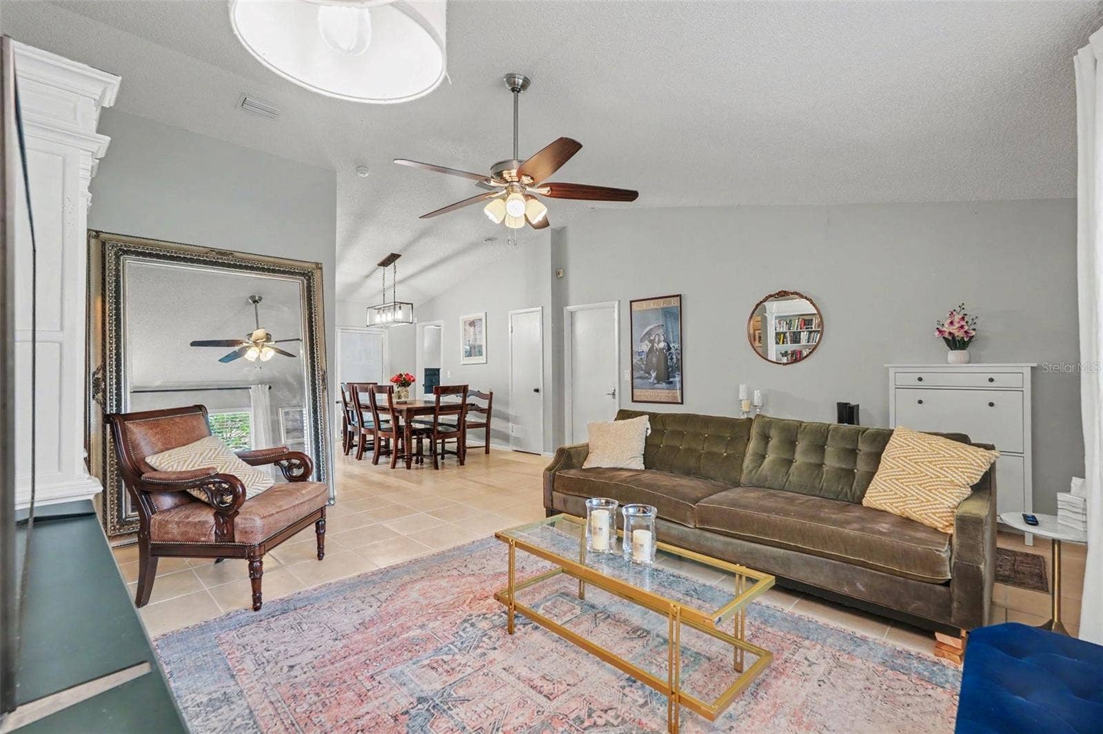 8064 FAWNRIDGE CIRCLE, Tampa, FL 33610 8064 FAWNRIDGE CIRCLE, Tampa, FL 33610