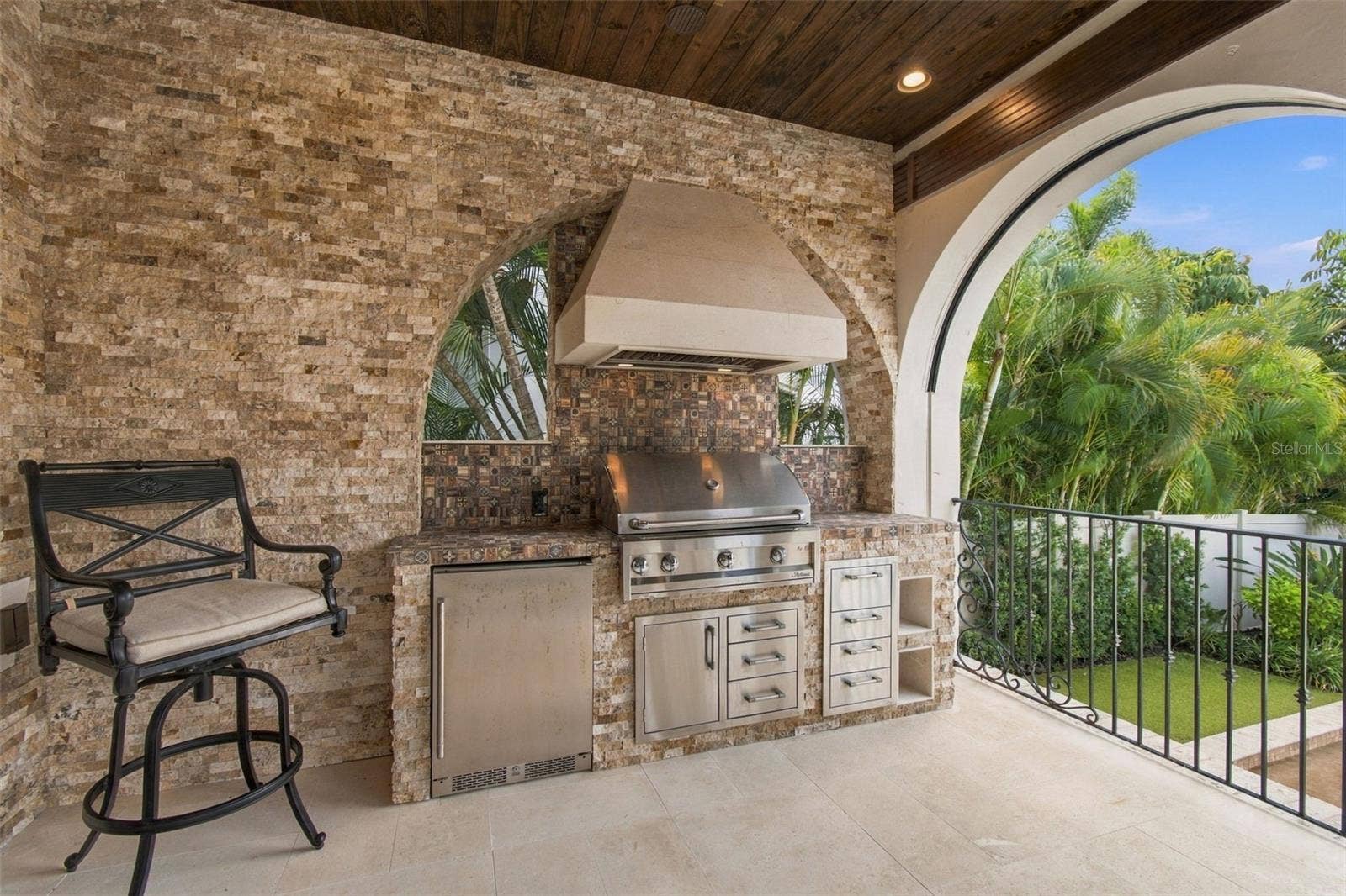 58 MARTINIQUE AVENUE, #1/2, Tampa, FL 33606 58 MARTINIQUE AVENUE, #1/2, Tampa, FL 33606