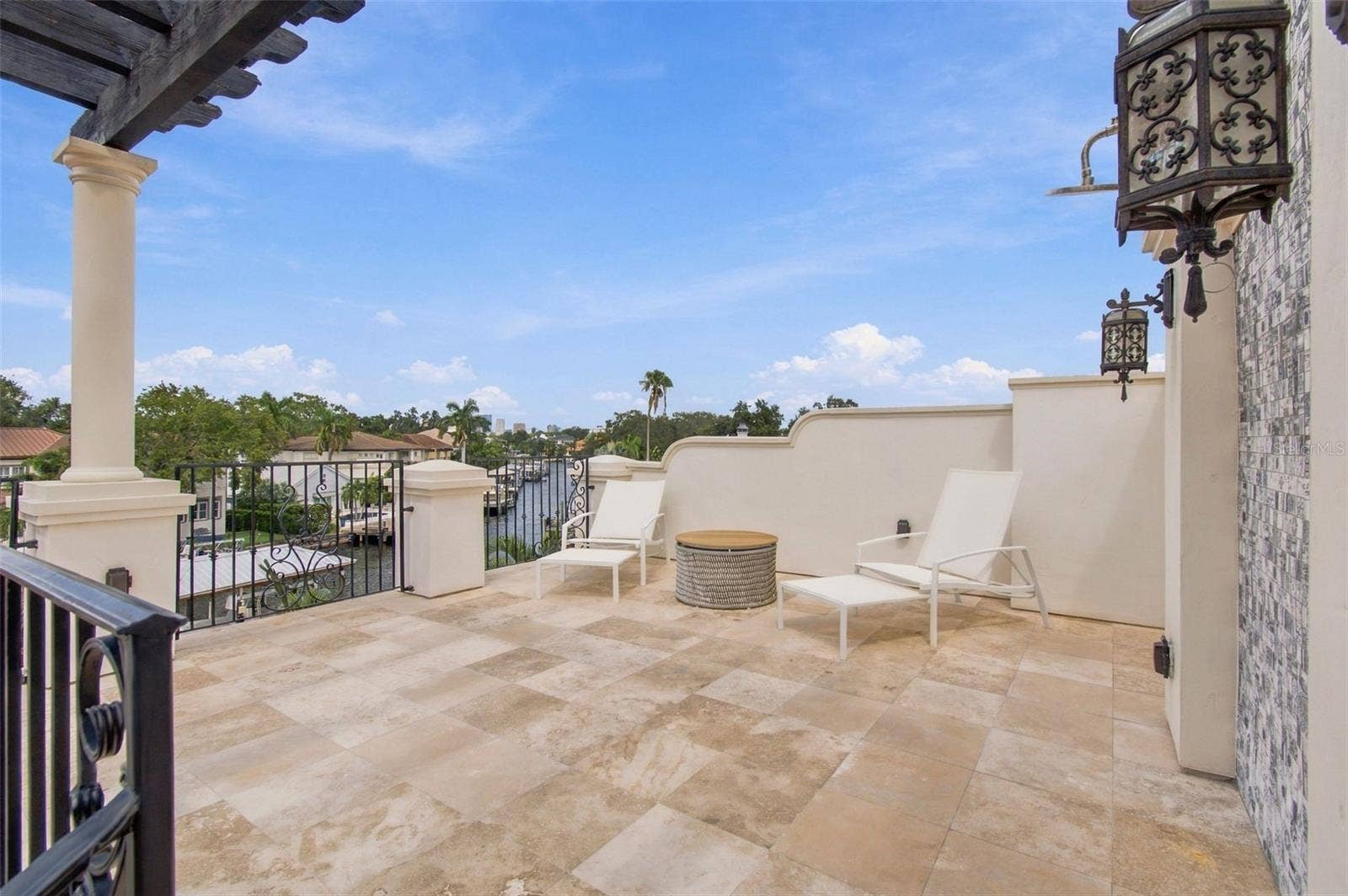 58 MARTINIQUE AVENUE, #1/2, Tampa, FL 33606 58 MARTINIQUE AVENUE, #1/2, Tampa, FL 33606