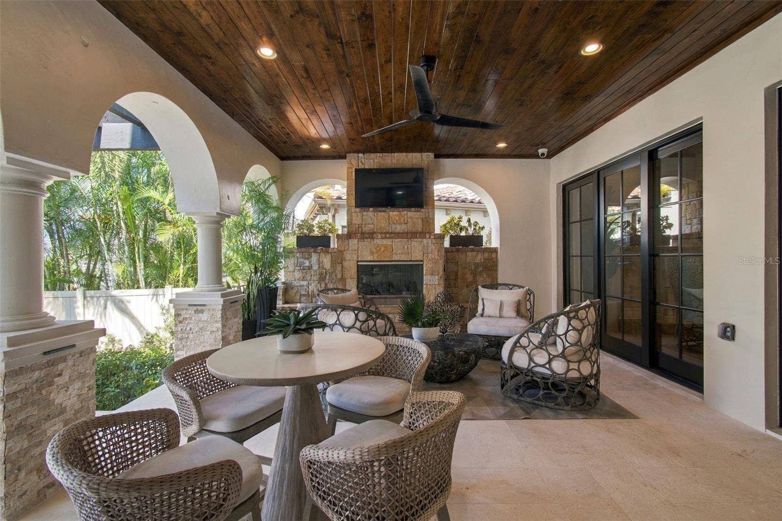 58 MARTINIQUE AVENUE, #1/2, Tampa, FL 33606 58 MARTINIQUE AVENUE, #1/2, Tampa, FL 33606