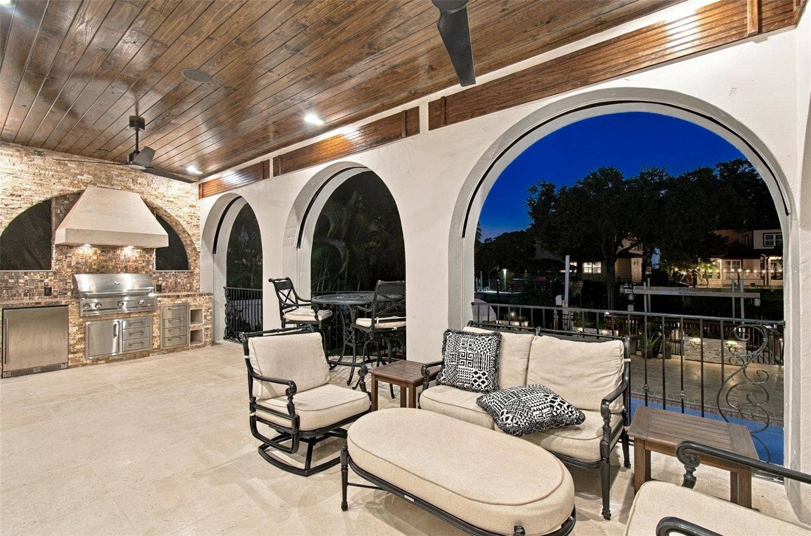 58 MARTINIQUE AVENUE, #1/2, Tampa, FL 33606 58 MARTINIQUE AVENUE, #1/2, Tampa, FL 33606